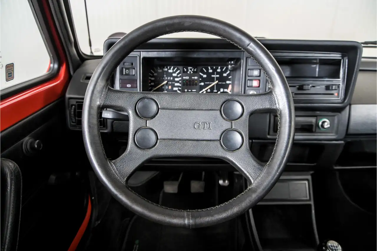 Volkswagen Golf GTI 1 1.8, foto 8