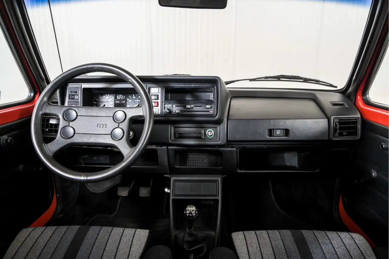 Volkswagen Golf GTI 1 1.8, foto 7