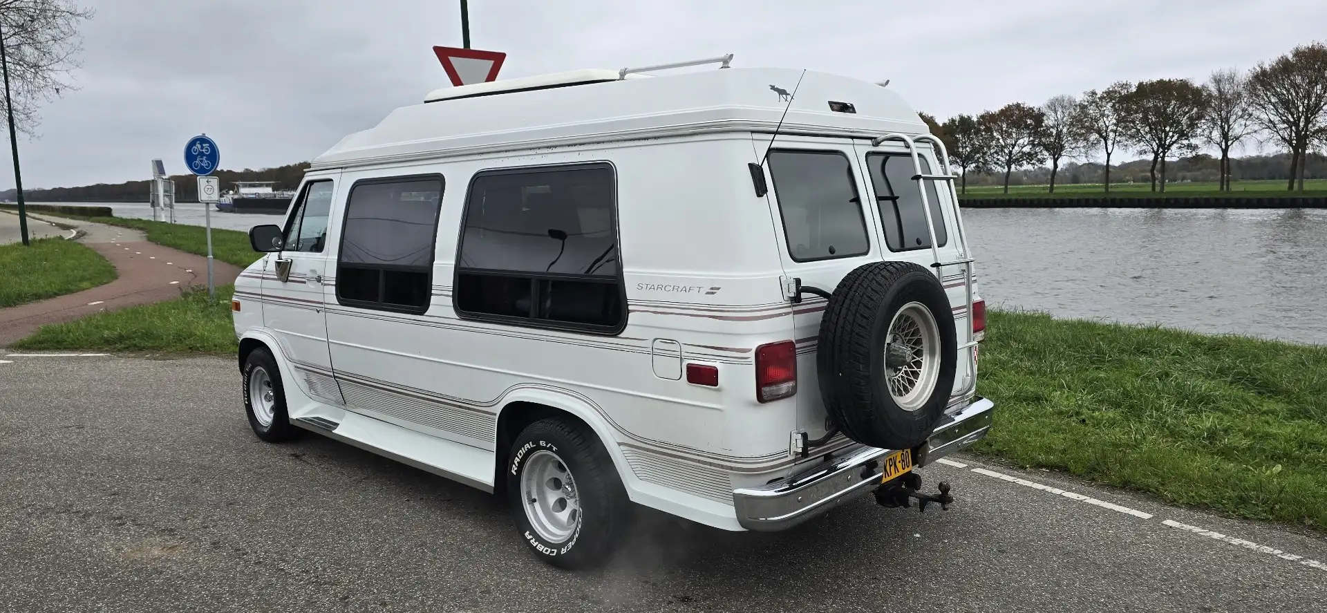 GMC Vandura 2500 Alb - 2