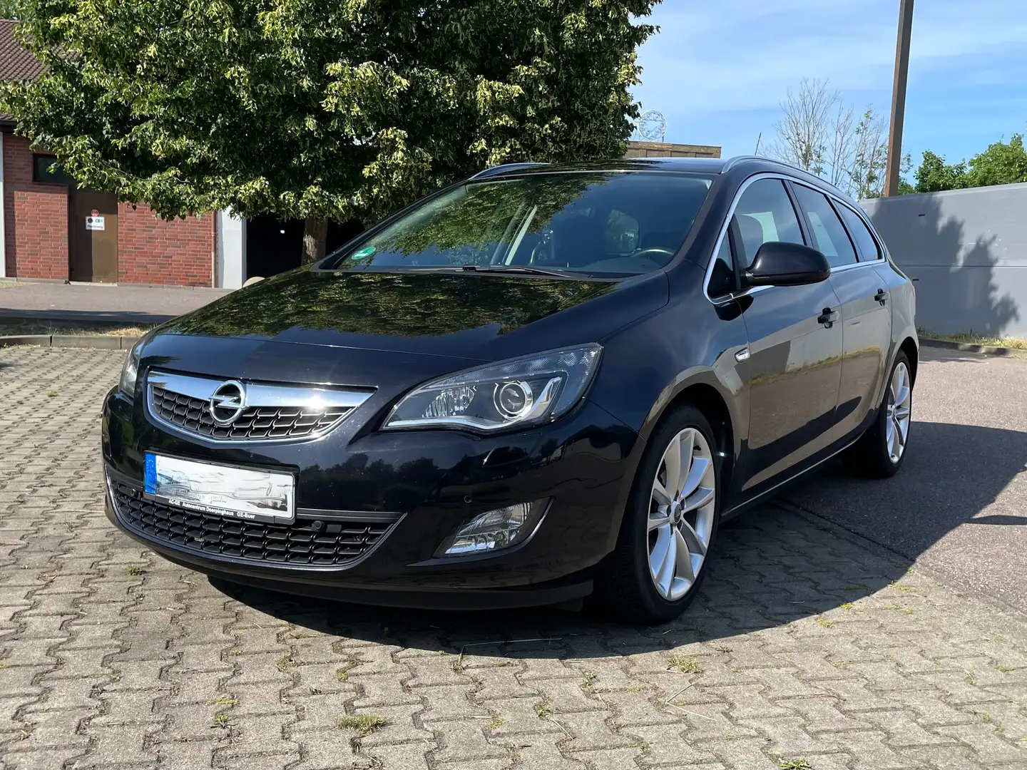 Opel Astra Astra Sports Tourer 1.4 Turbo Sports Tourer Select Schwarz - 1