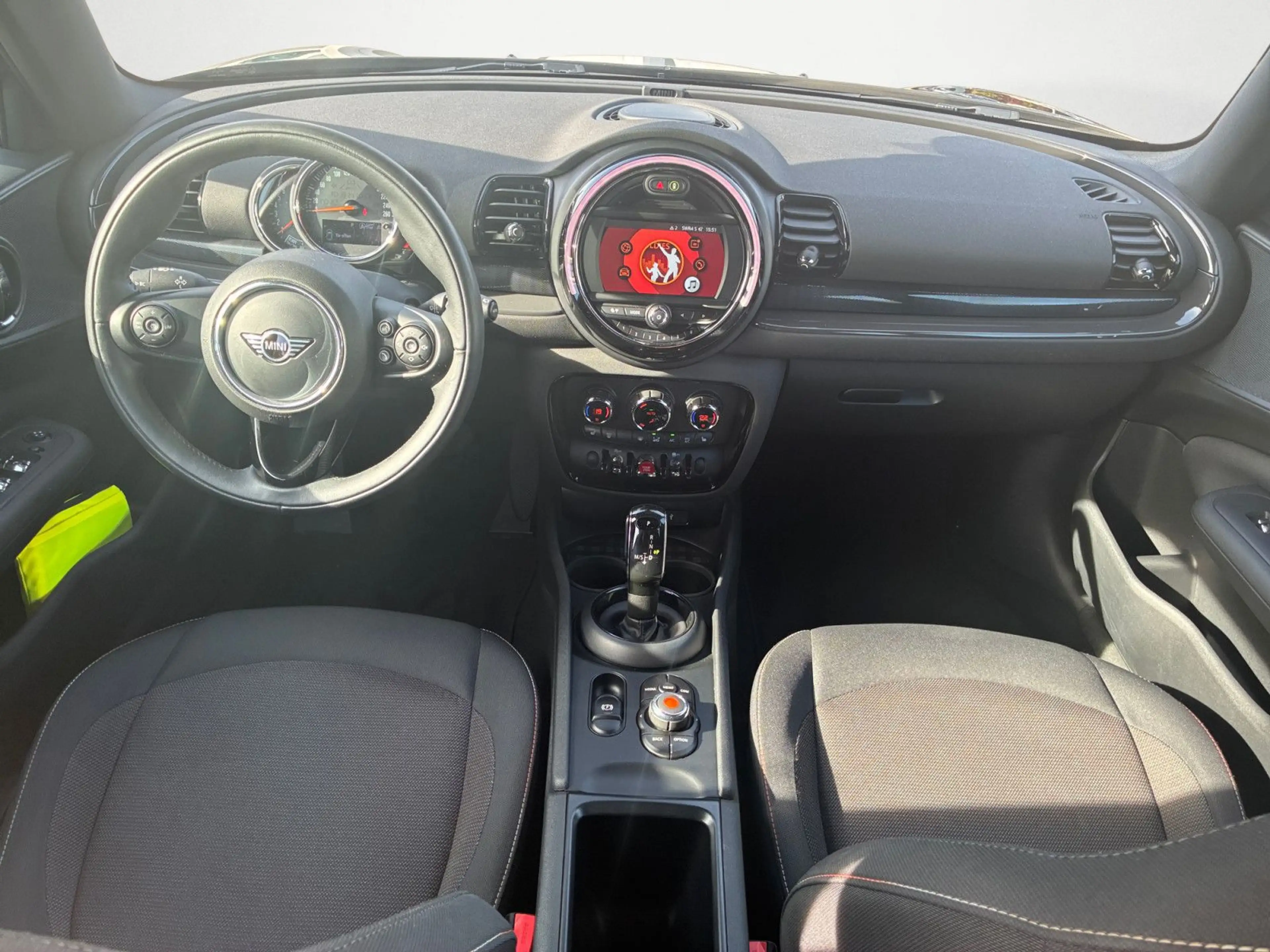 MINI One Clubman Clubman One Automatikgetriebe. PDC Sitzheizung V — photo 14