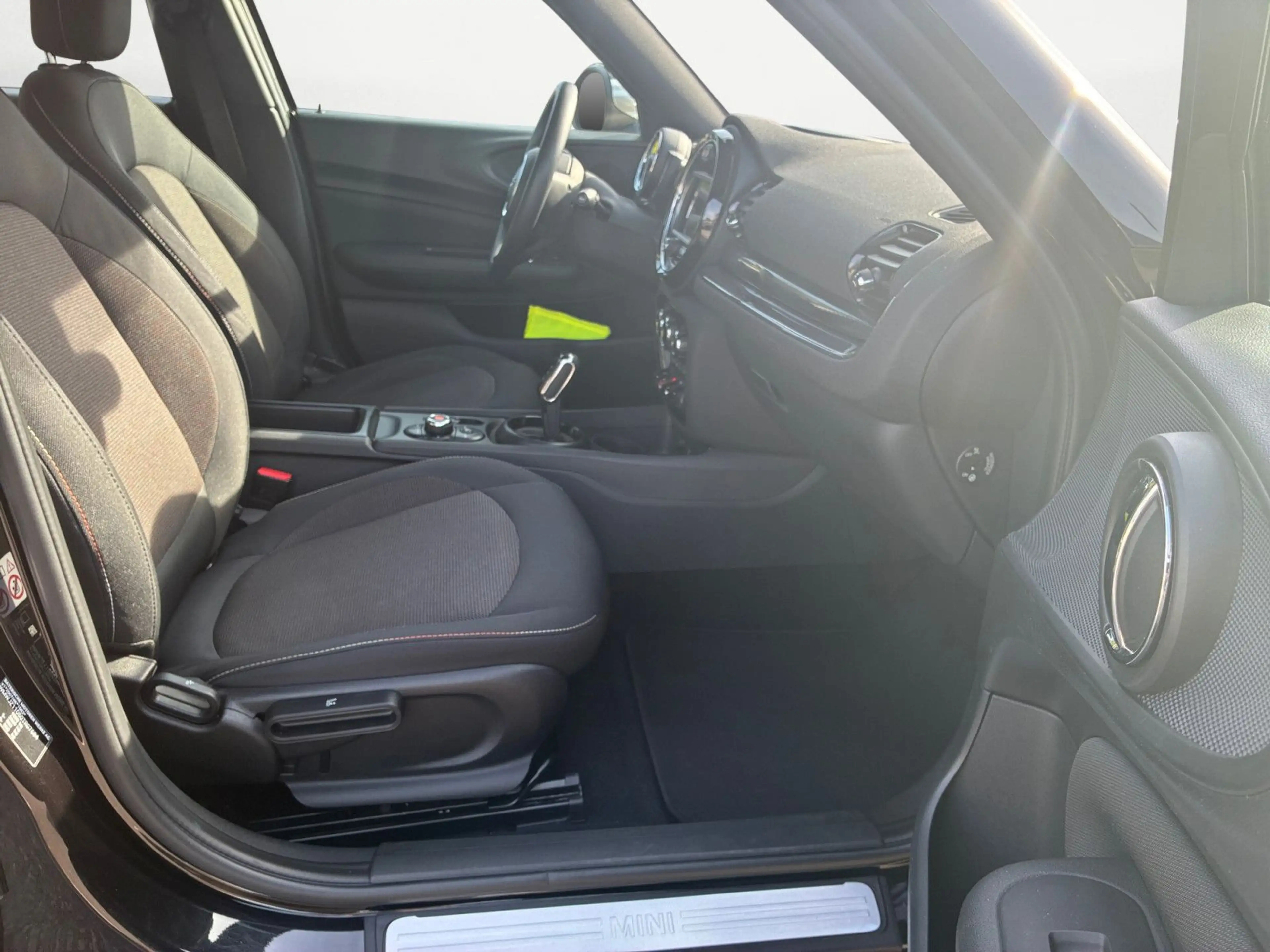 MINI One Clubman Clubman One Automatikgetriebe. PDC Sitzheizung V — photo 15