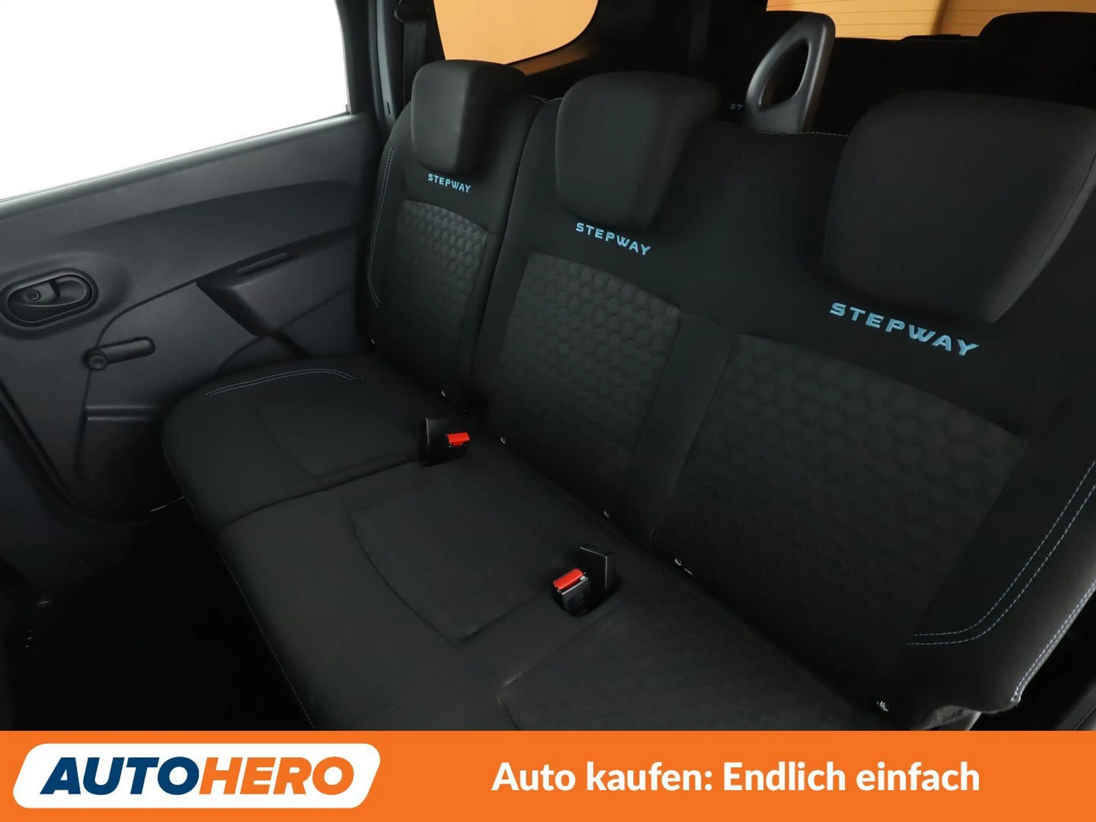 Dacia Lodgy 1.2 TCe Stepway*7-SITZER*PDC*SHZ*KLIMA*TEMPO* — photo 14