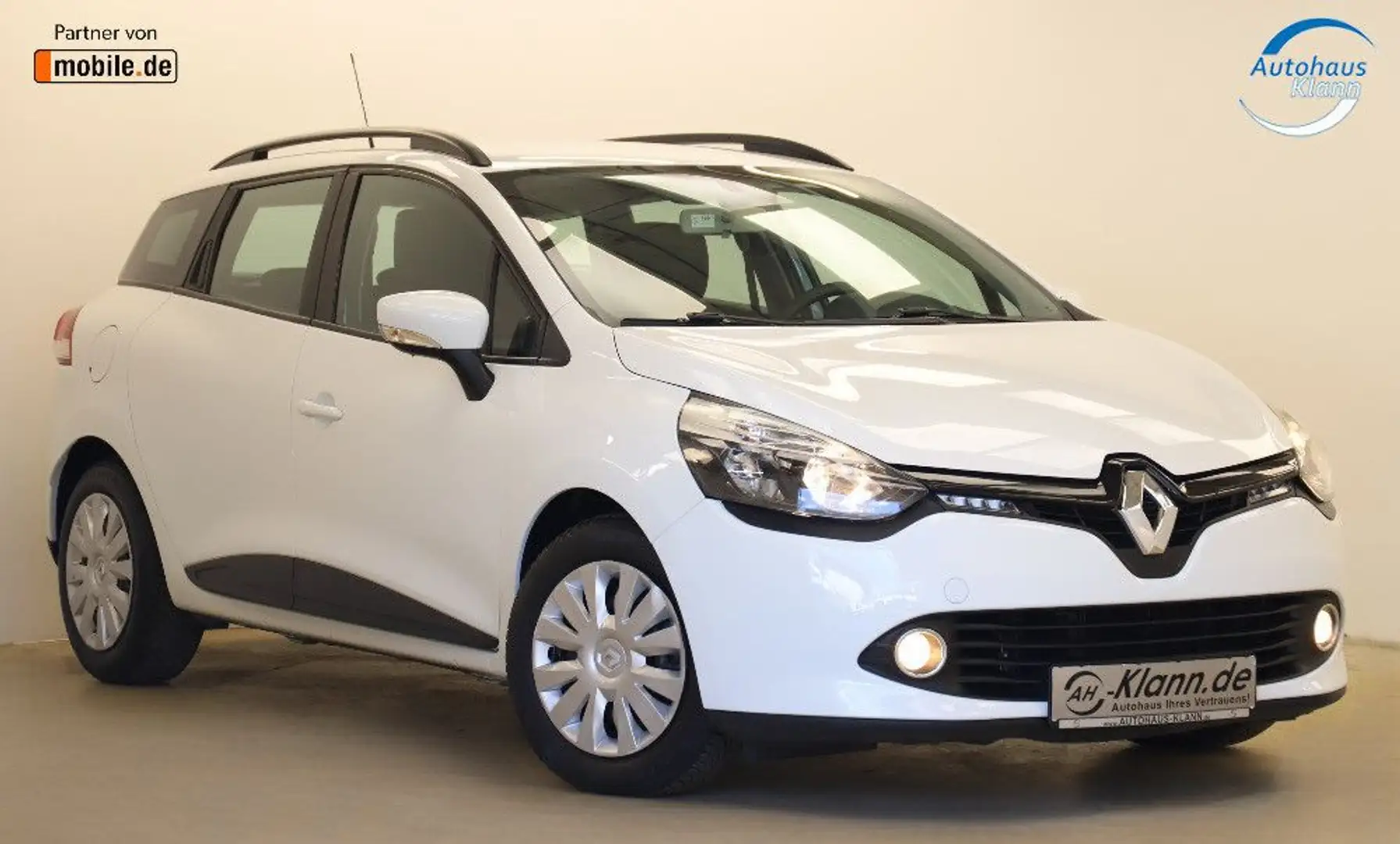 Renault Clio IV 1.2 73PS Grandtour Expression Navi PDC Weiß - 1
