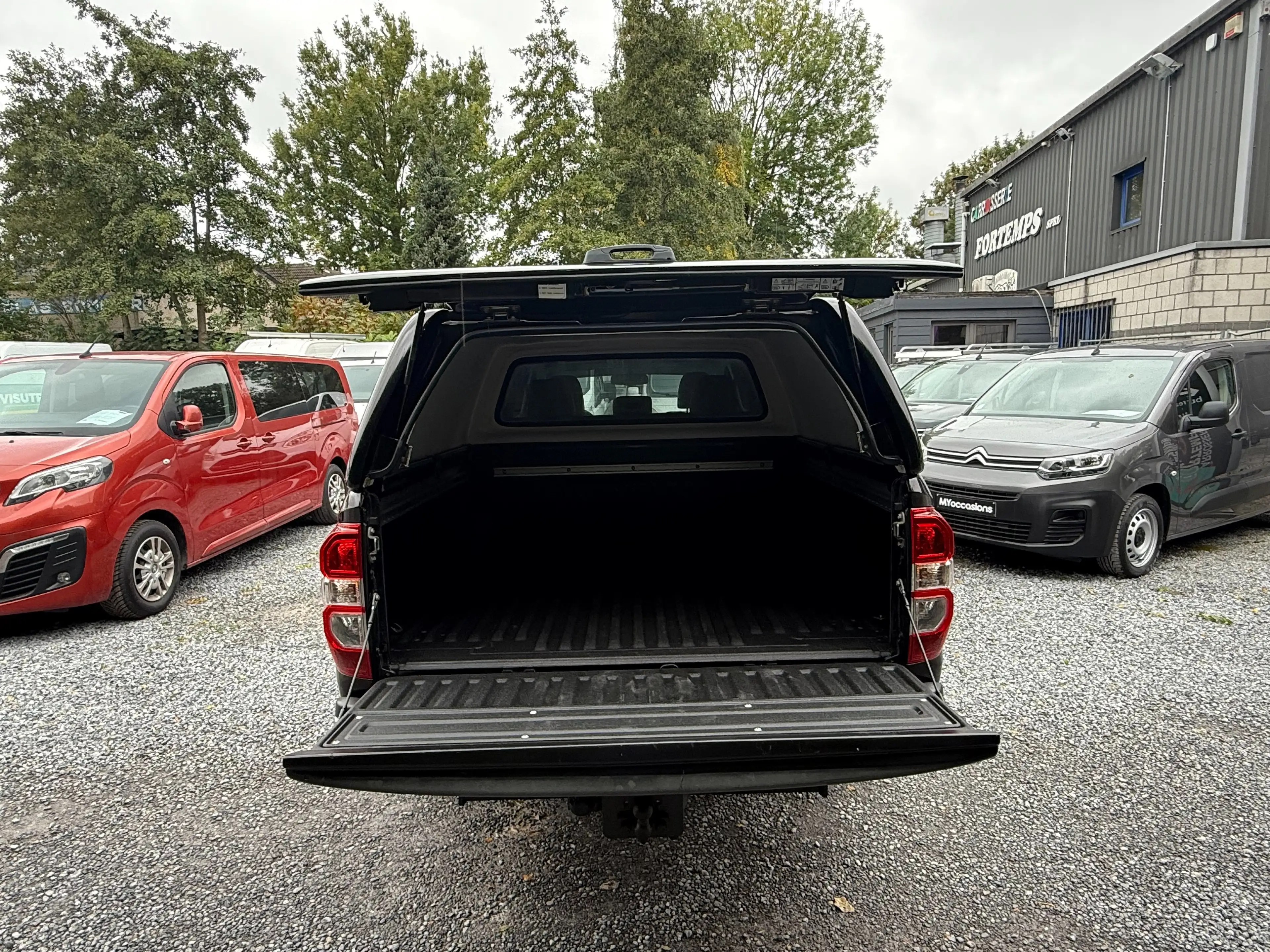 Renault Alaskan 2.3 dCi - 4WD -190 CHVX - EURO 6 b - A VOIR - — photo 11