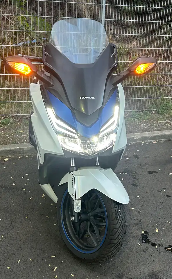 Honda Forza 125