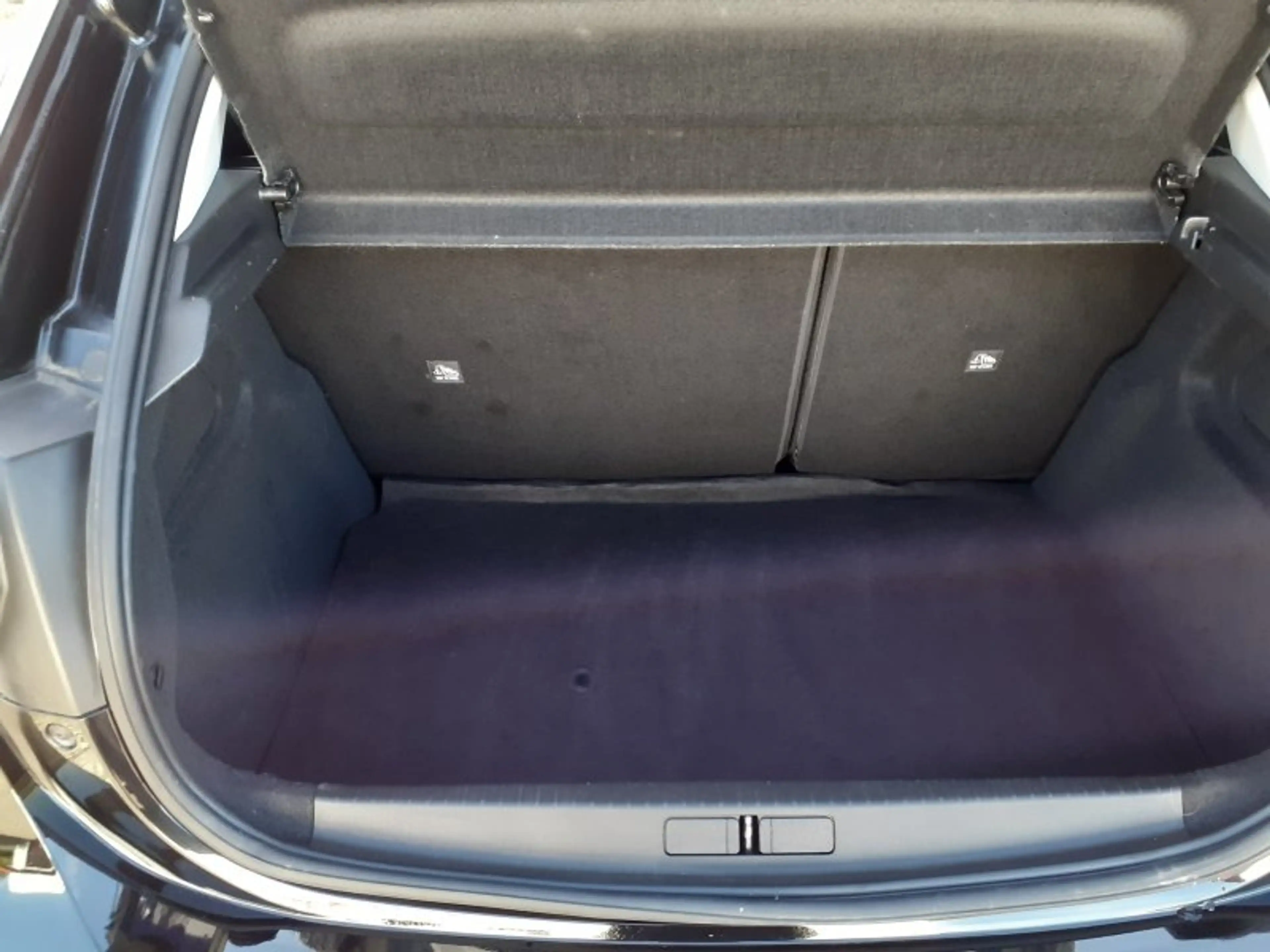 Opel Corsa-e -e Edition Navi SHZ EPH — photo 5