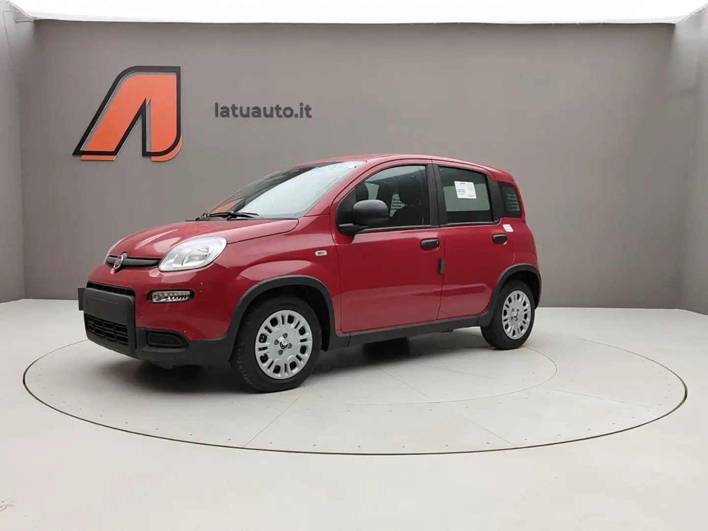 Fiat Panda 1.0 70CV HYBRID Piros - 2
