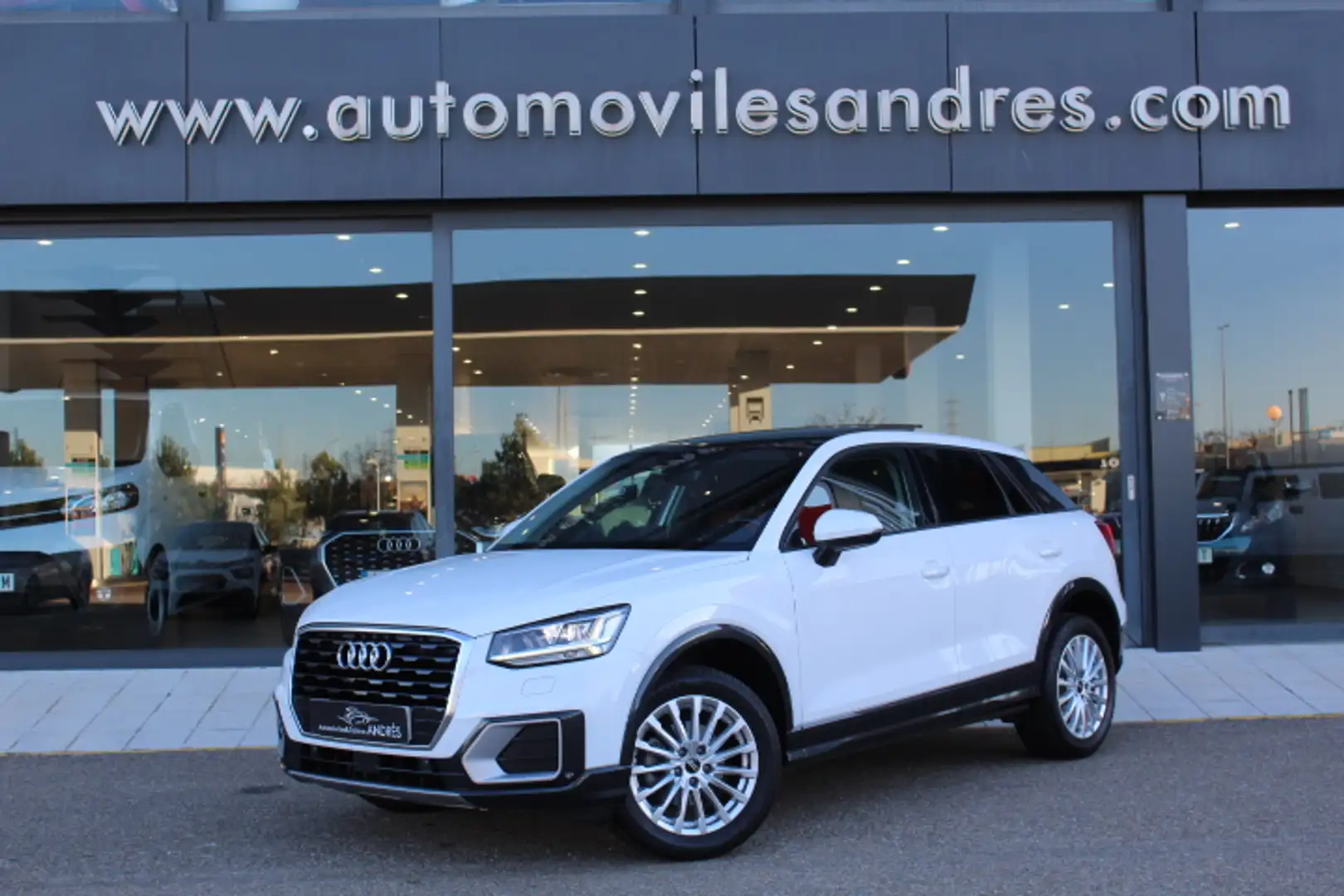 Audi Q2 30 TFSI Design 85kW (4.75) Blanco - 1