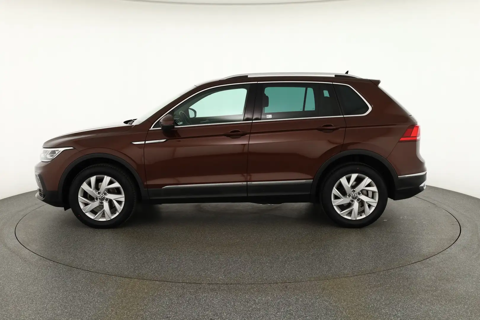 Volkswagen Tiguan 2.0 TDI 4M Elegance Standheizung AHK ACC Marrón - 2