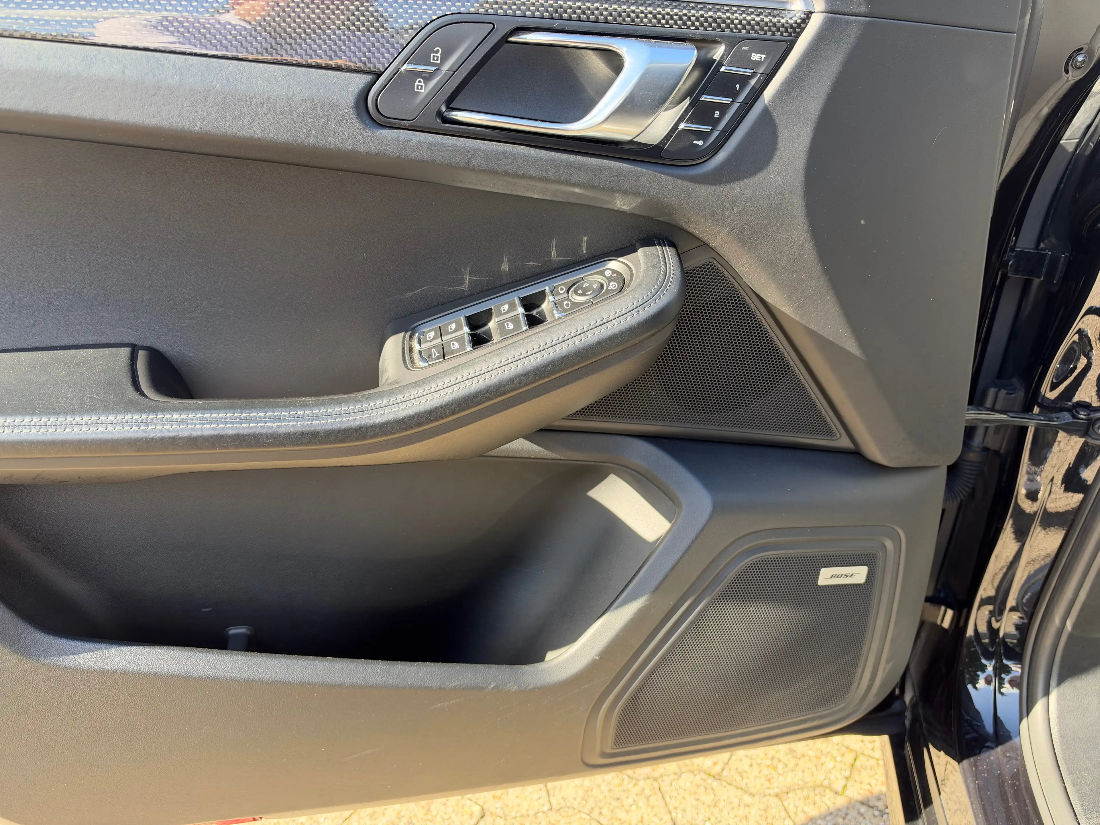 Porsche Macan Turbo PANORAMA LUFT CHRONO BOSE APPROVED 02/2027 — photo 14
