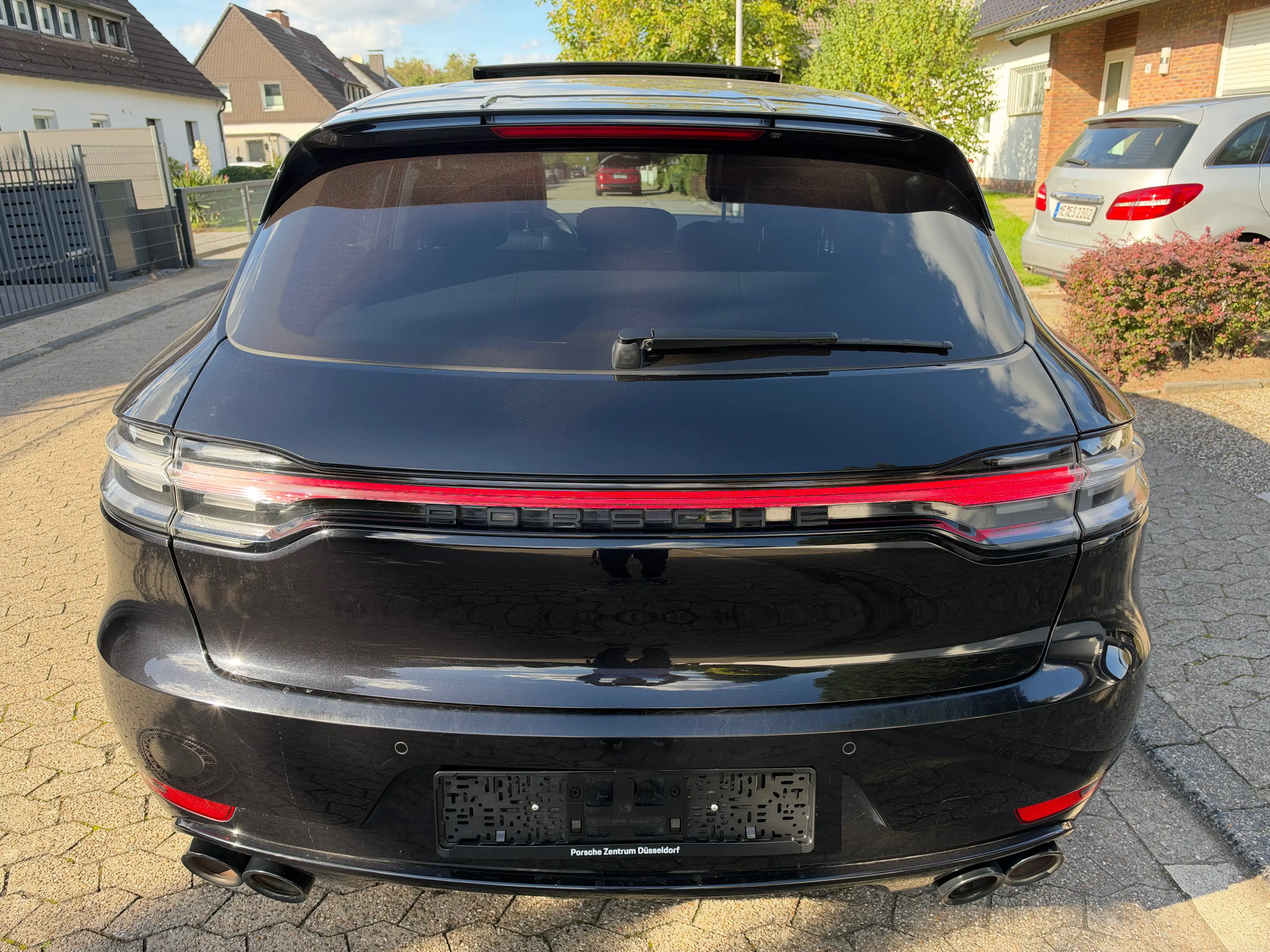 Porsche Macan Turbo PANORAMA LUFT CHRONO BOSE APPROVED 02/2027 — photo 9