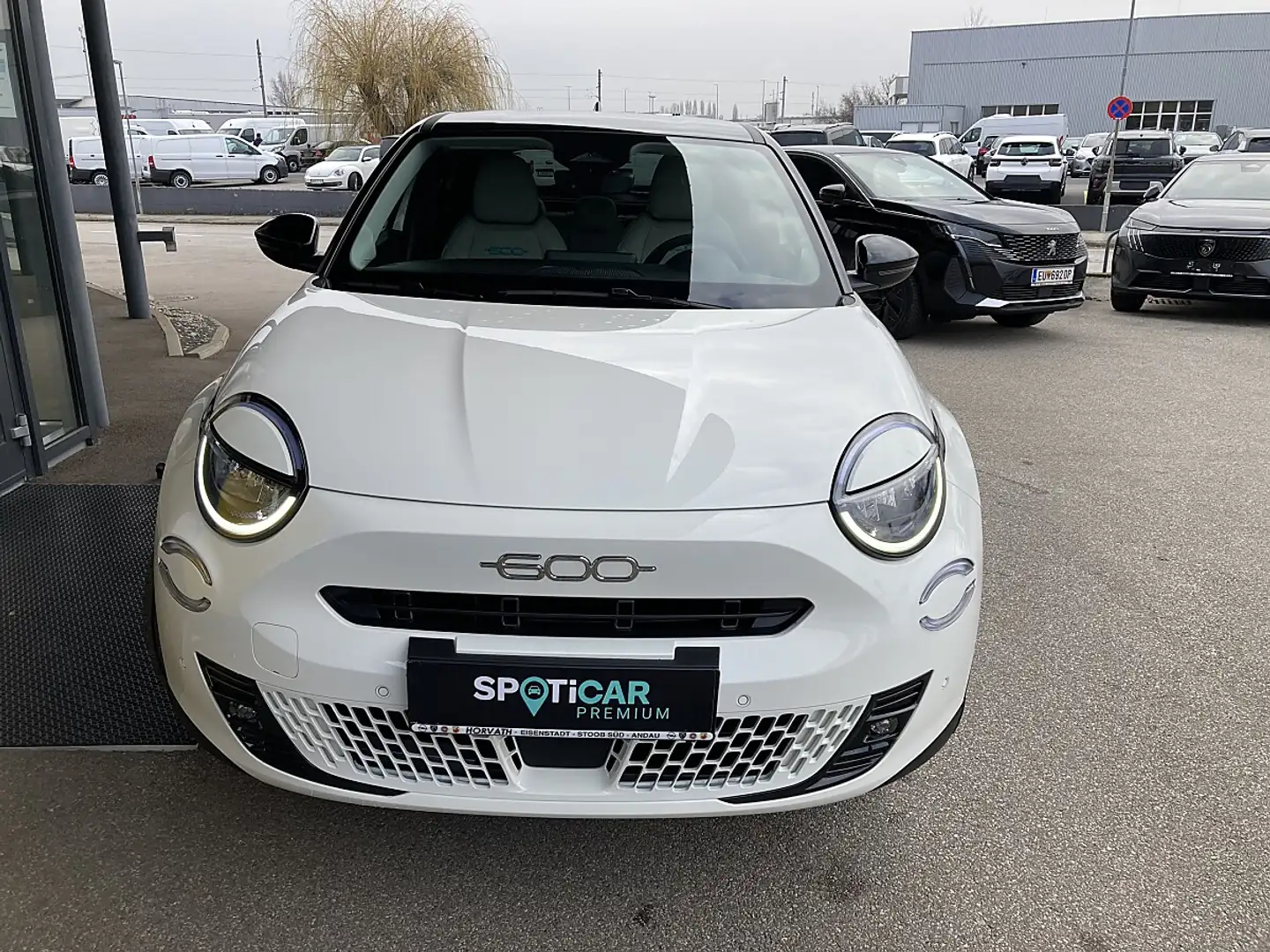 Fiat 600 Hybrid mHEV 110 6-Gang eDCT La Prima!TOP AKTION! Weiß - 2
