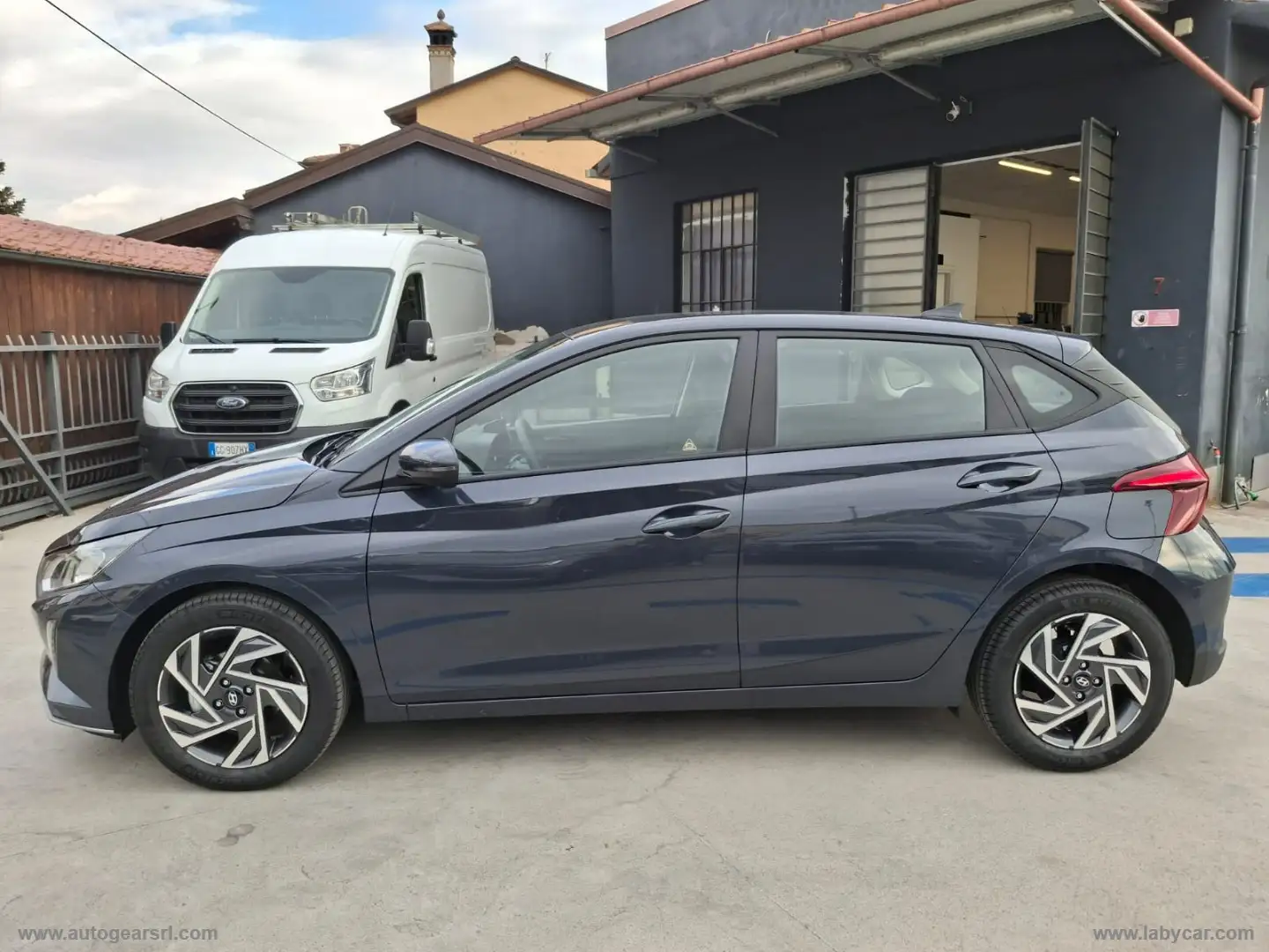 Hyundai i20 1.2 MPI MT Connectline Gris - 2
