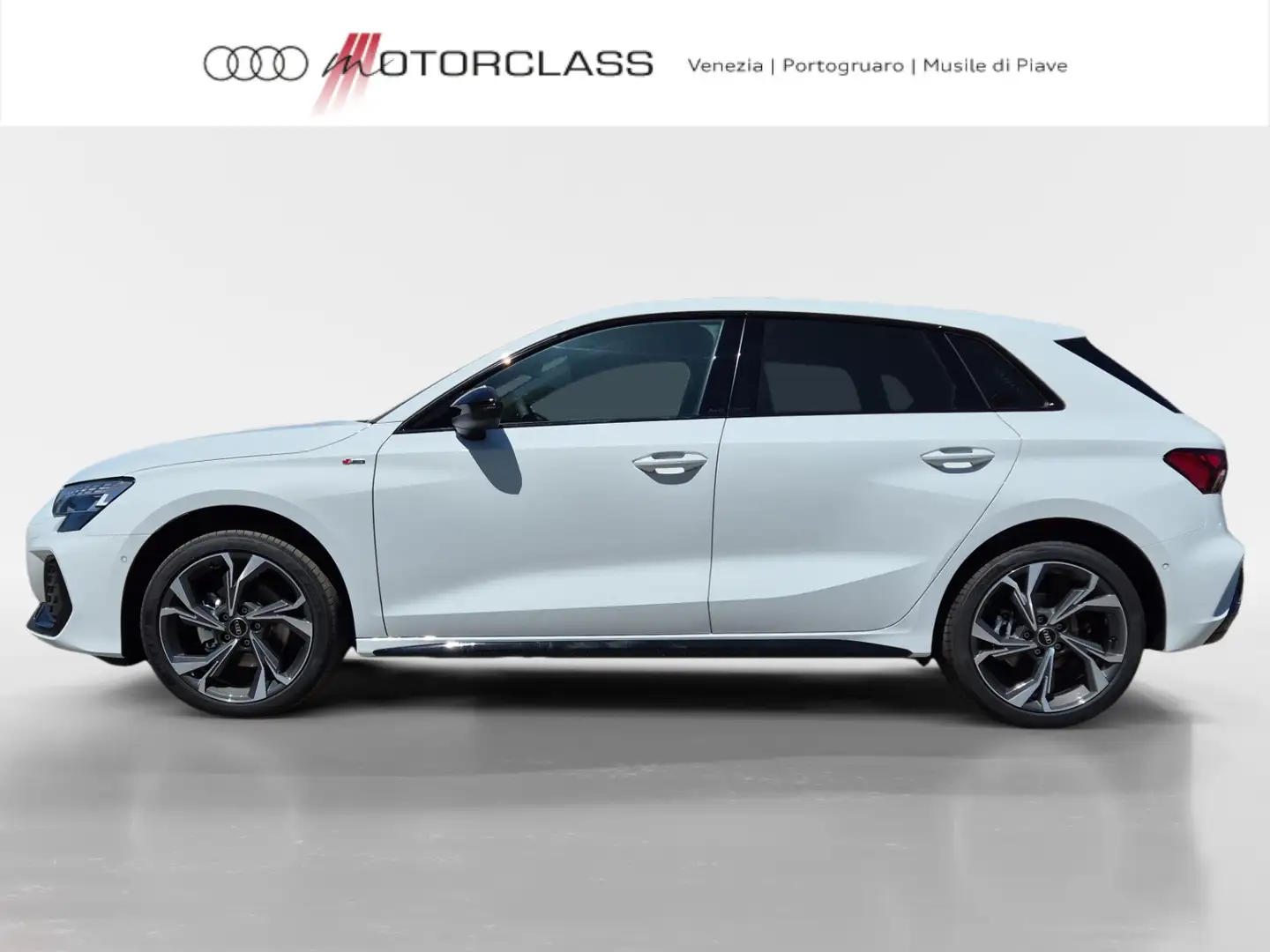 Audi A3 sportback 1.5 tfsi mhev 48v 150cv s line edition Bianco - 2
