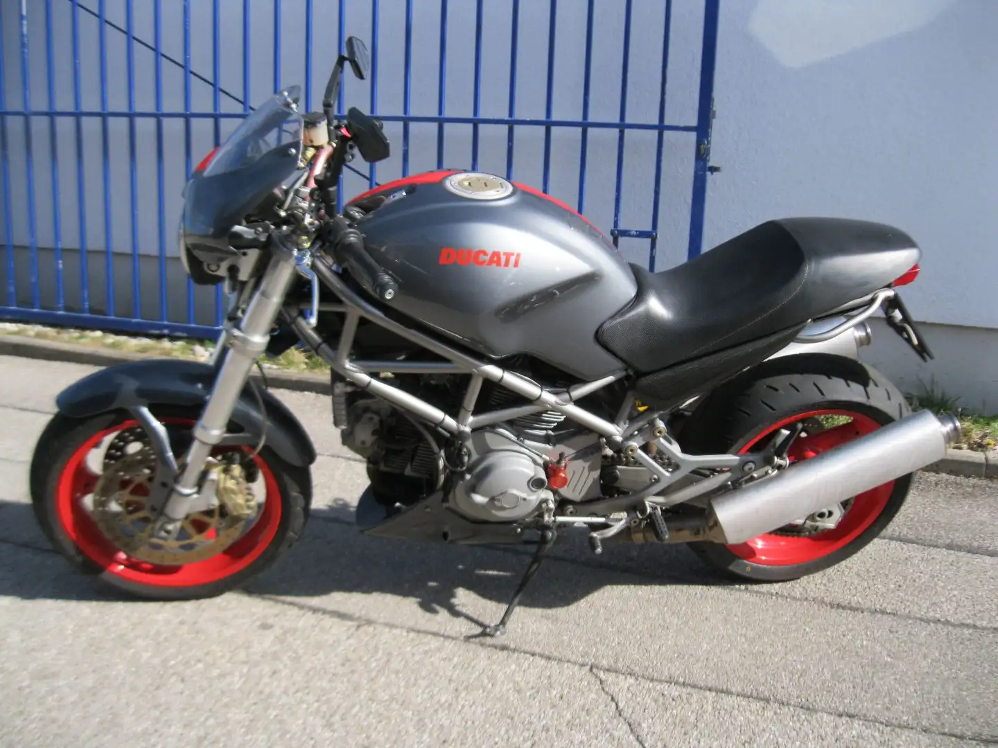Ducati Monster 1000 S *TÜV neu* Gris - 1