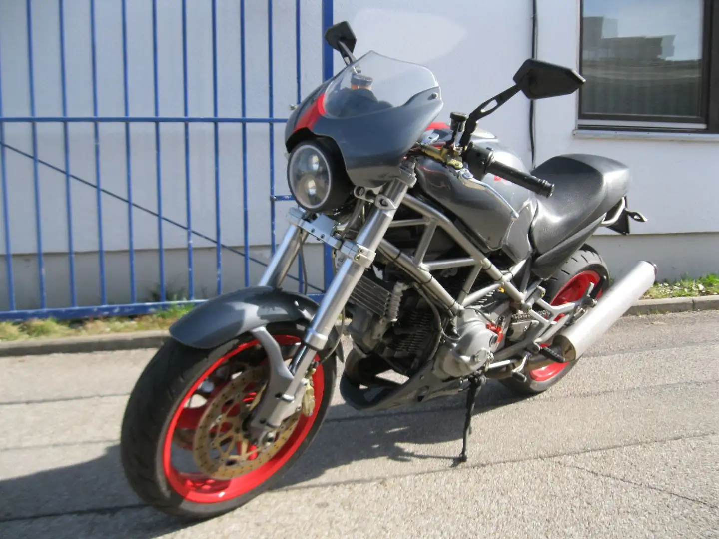 Ducati Monster 1000 S *TÜV neu* Gris - 2