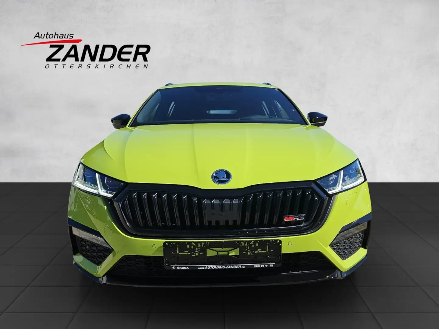 Skoda Octavia Combi RS 4x4 AHK,Matrix,Panorama,Head-Up Grün - 2