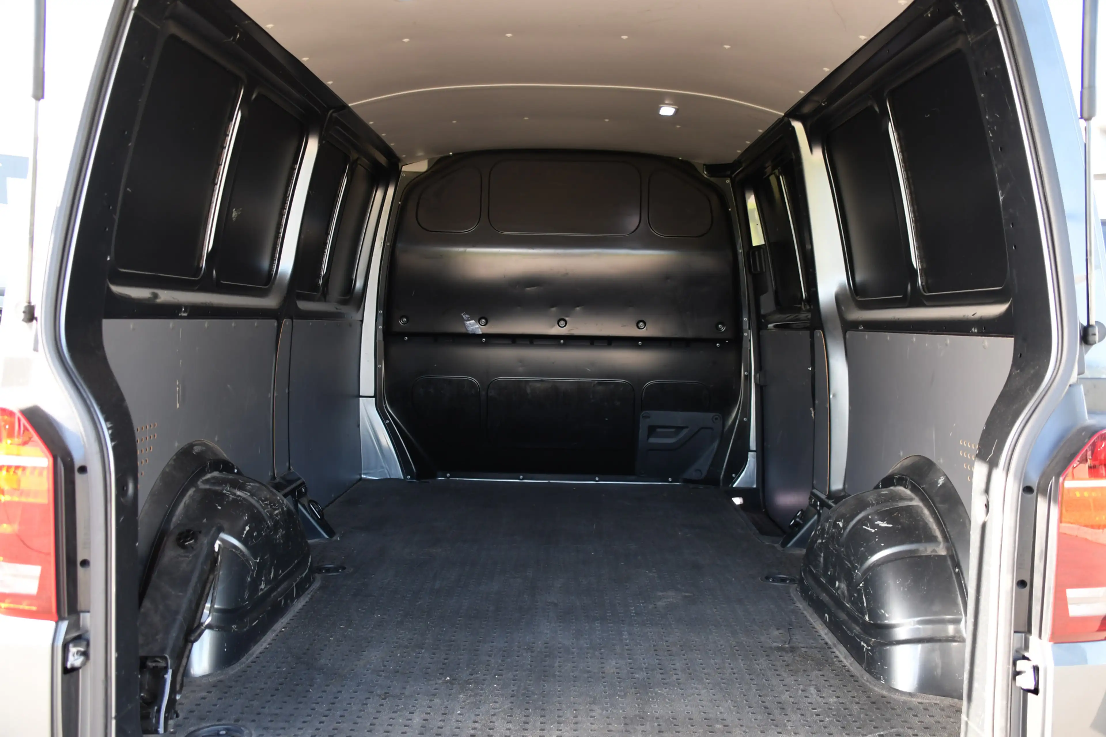 Volkswagen T6.1 Transporter 2.0 TDI L2H1 Bulli Virtual, Adaptieve Cruise, Came — photo 35