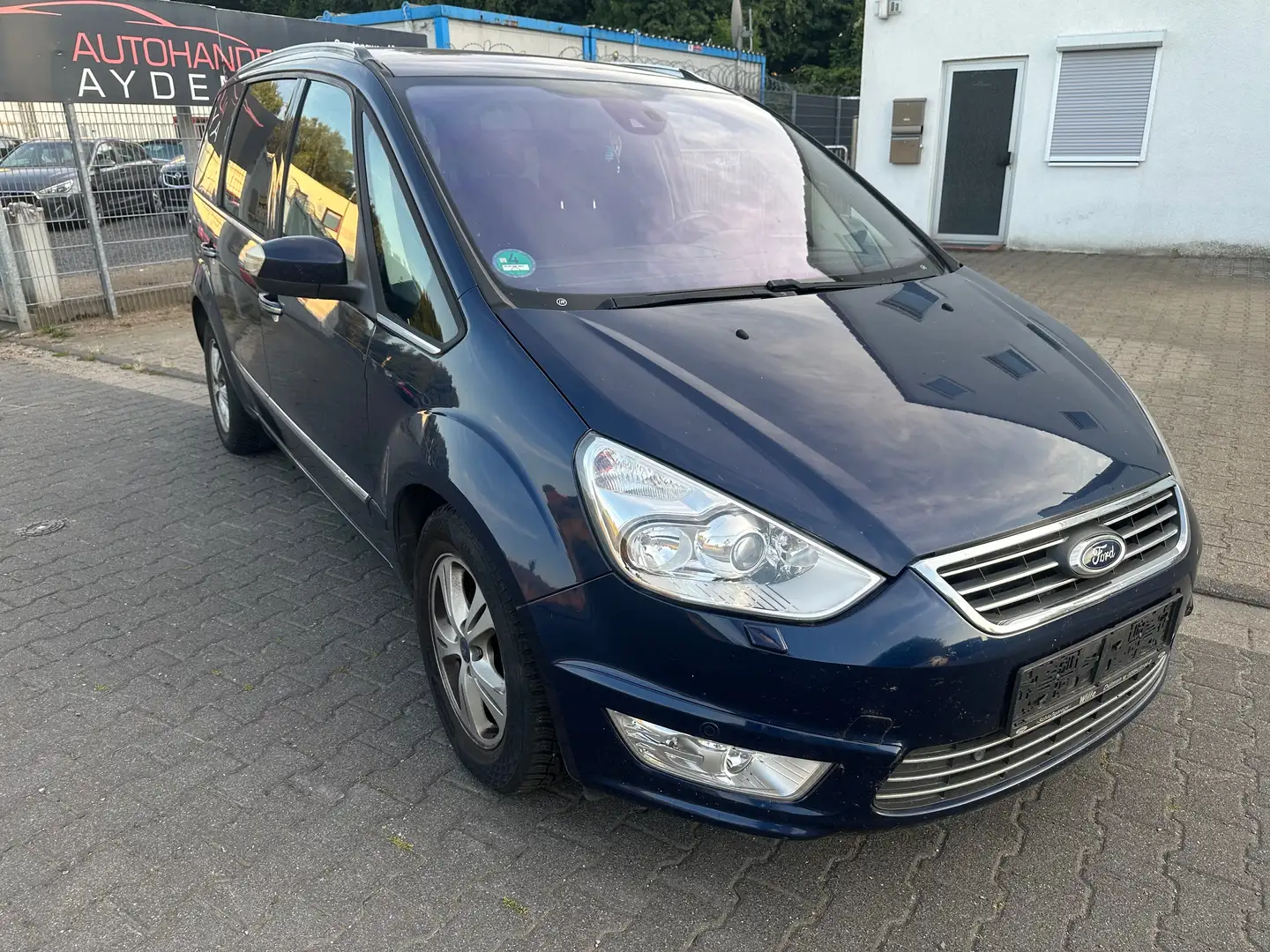 Ford Galaxy Titanium Синий - 1