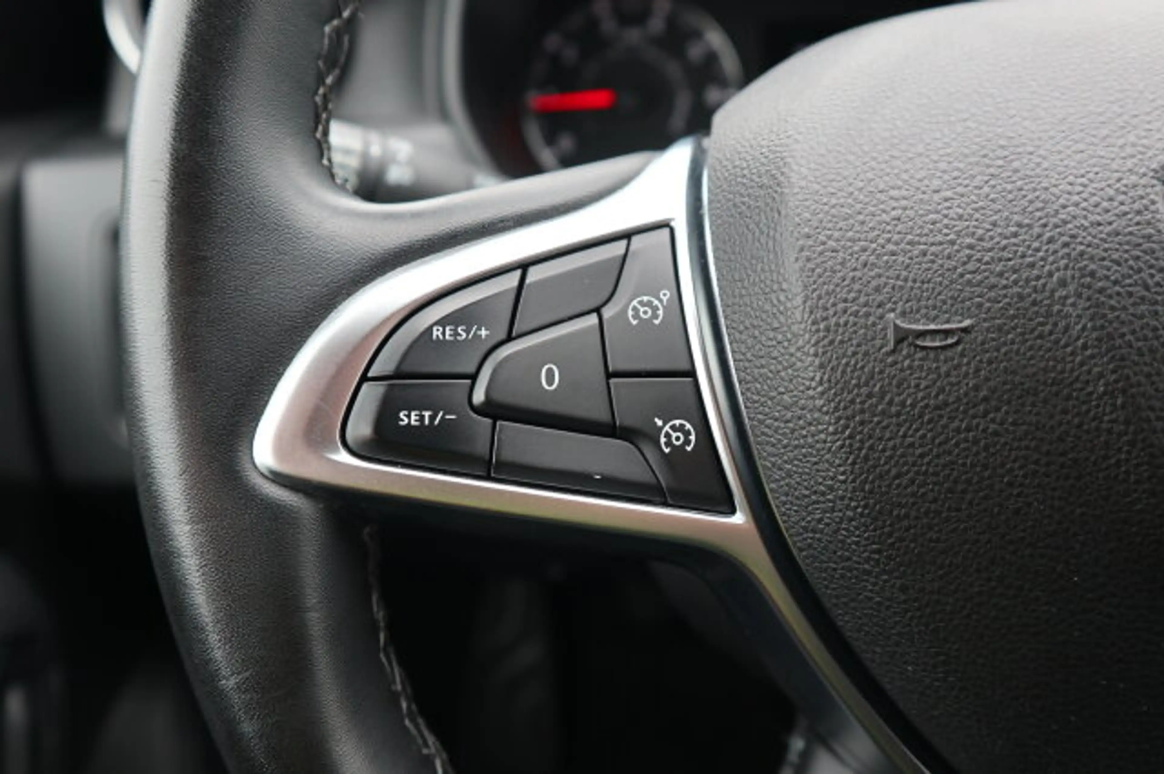 Dacia Duster Duster II PRESTICE Plus/ ALLRAD 4WD/ NAVI ! uvm. — photo 12