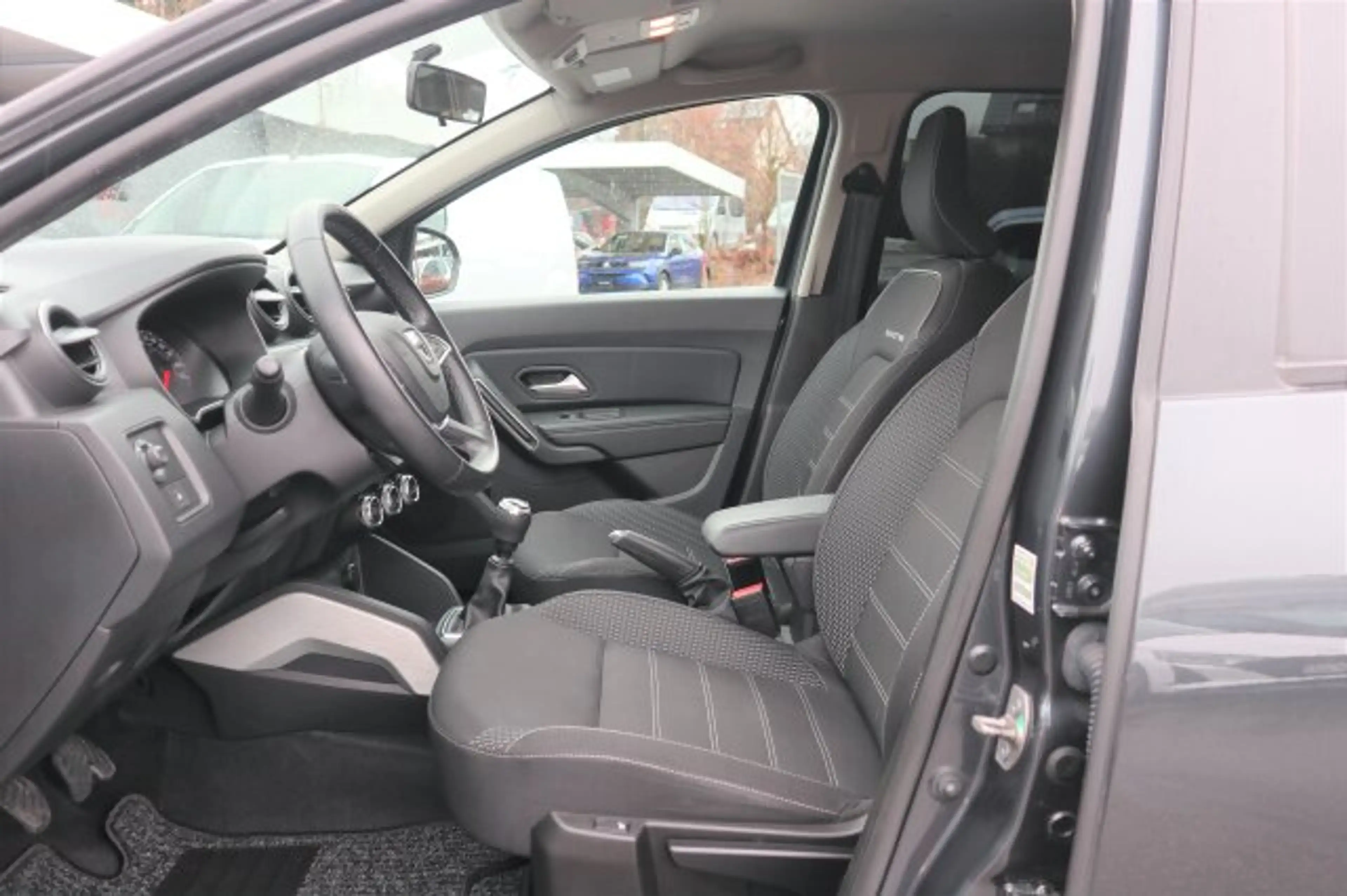 Dacia Duster Duster II PRESTICE Plus/ ALLRAD 4WD/ NAVI ! uvm. — photo 7