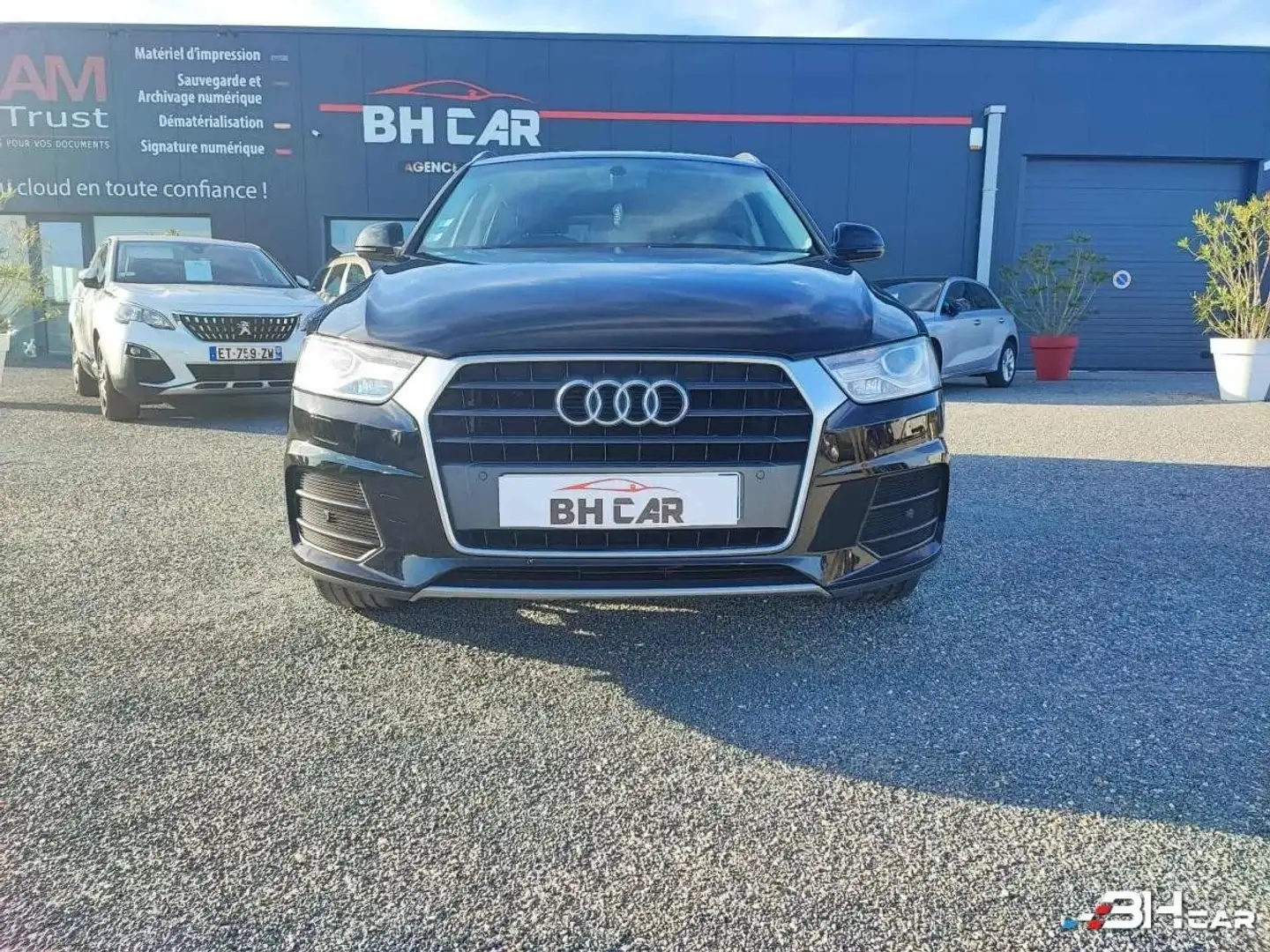 Audi Q3 2.0 TDI 150 AMBITION LUXE QUATTRO S-TRONIC BVA Schwarz - 2