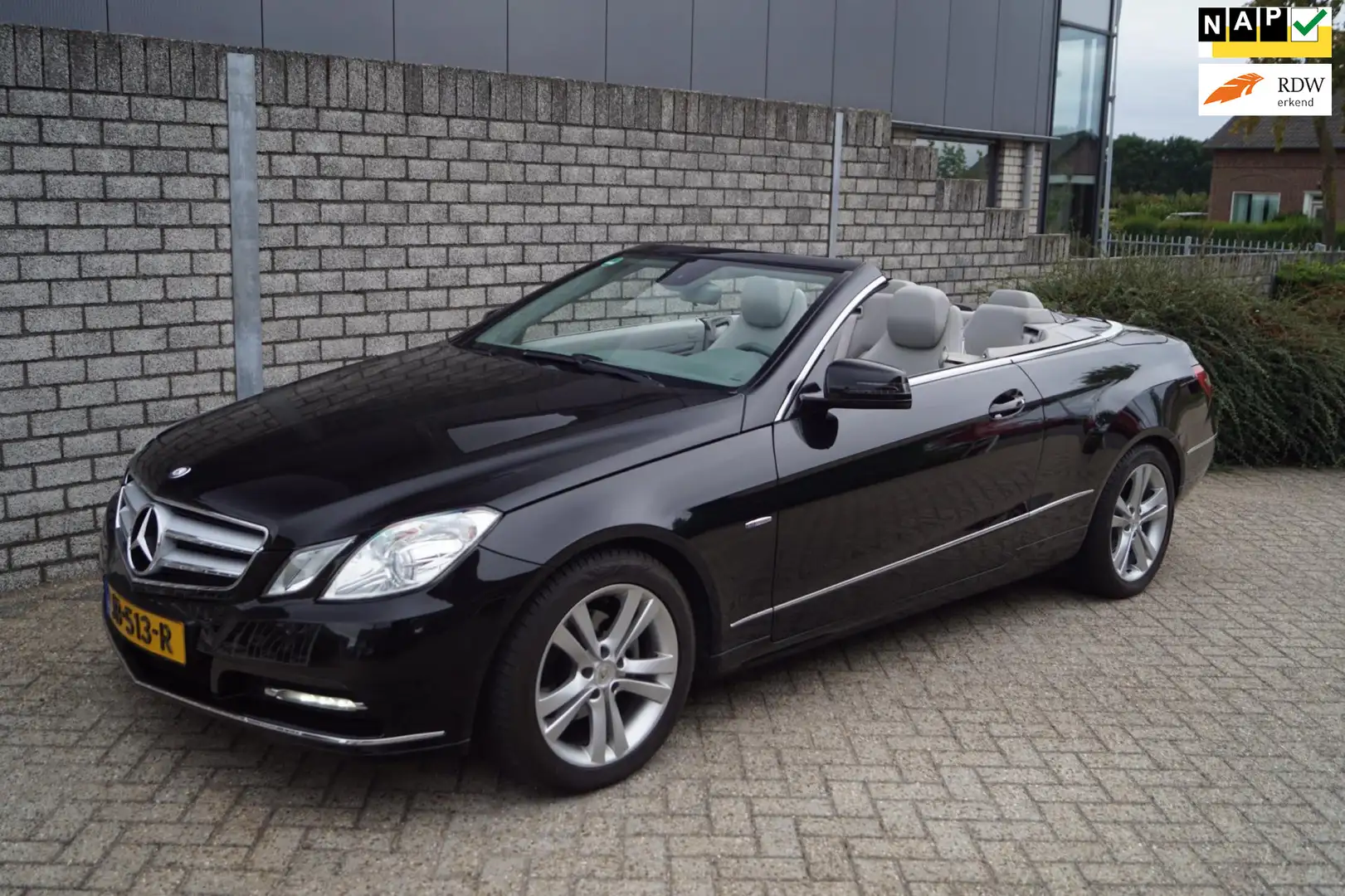 Mercedes-Benz E 200 Cabrio CGI Elegance Autom Half Leder Sportst Stoel Nero - 1