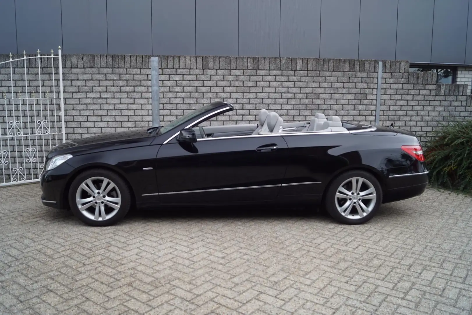 Mercedes-Benz E 200 Cabrio CGI Elegance Autom Half Leder Sportst Stoel Nero - 2
