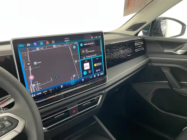 Volkswagen Tiguan view 9