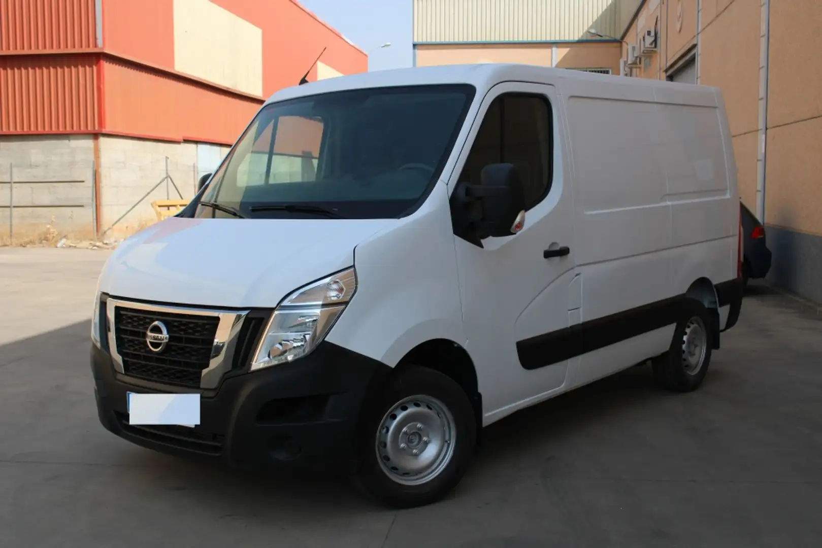 Nissan Interstar Furgón 2.3dCi L1H1 3.5T FWD Comfort 135 Blanco - 1