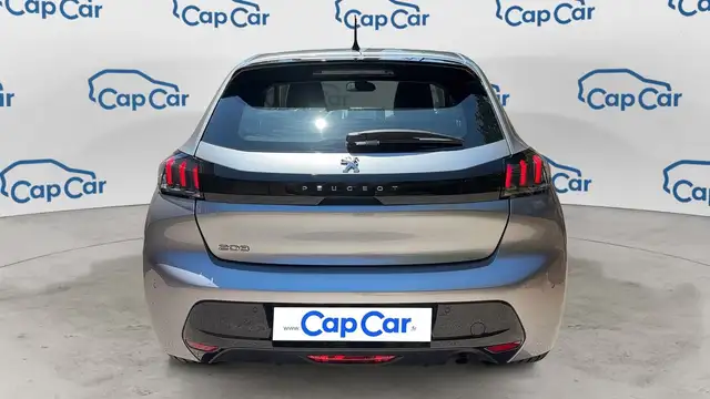 Peugeot 208 view 3