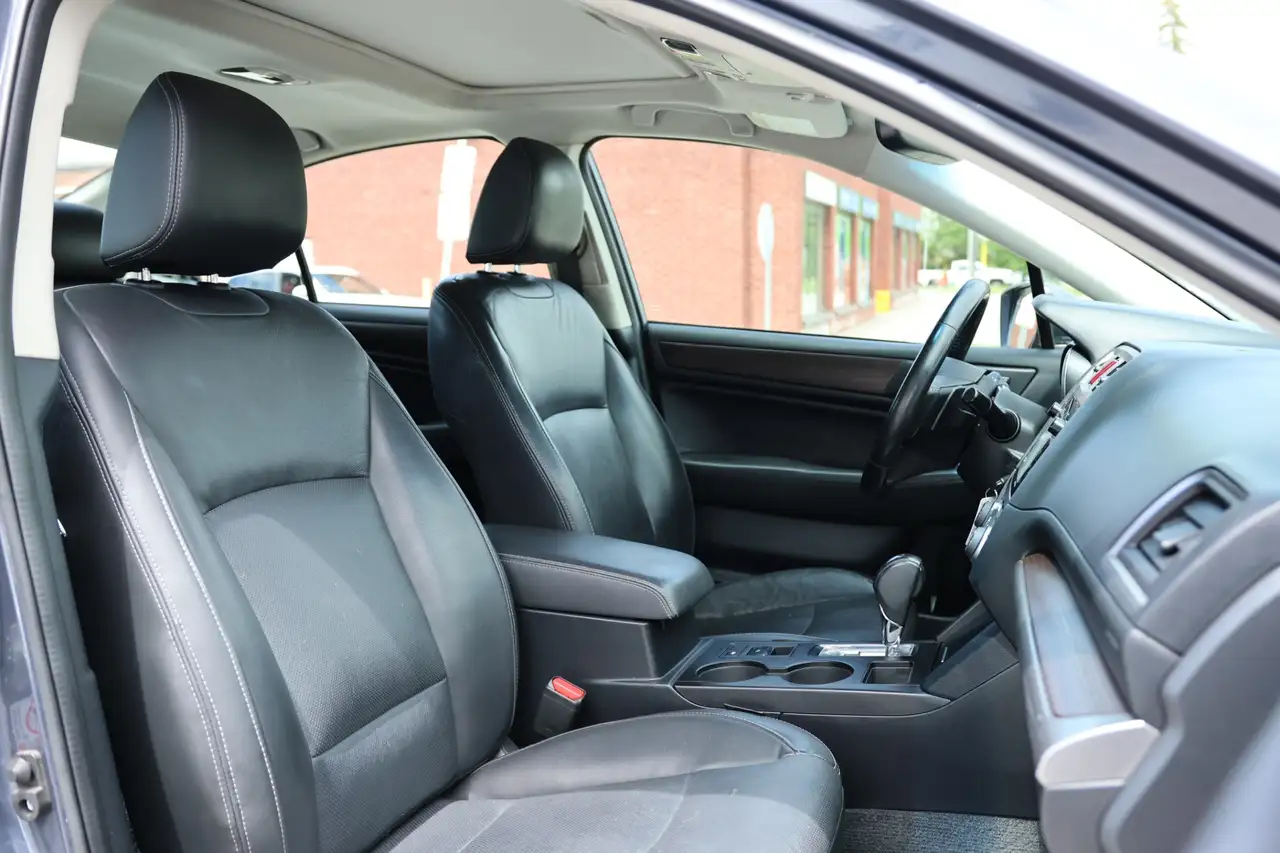 Subaru Legacy photo Subaru Legacy