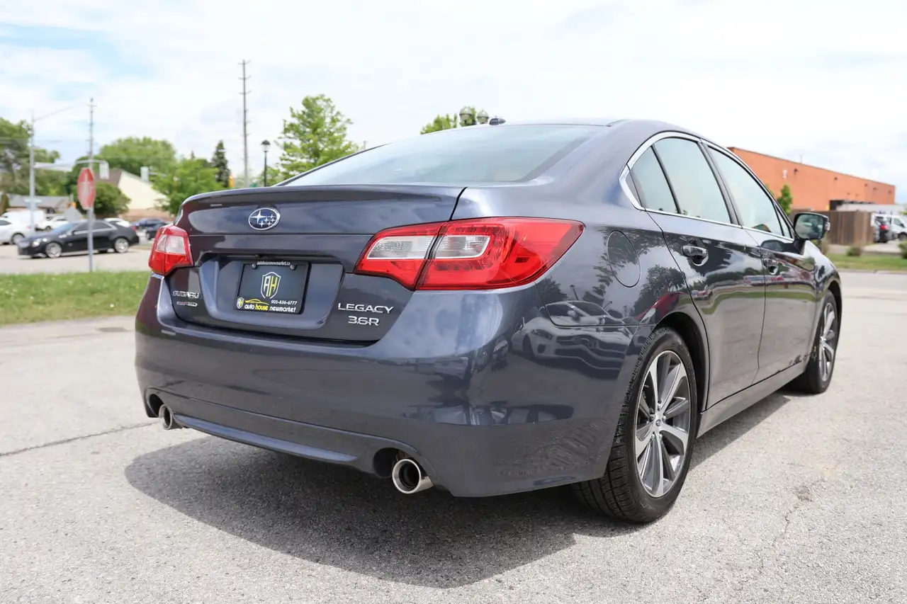 Subaru Legacy photo Subaru Legacy