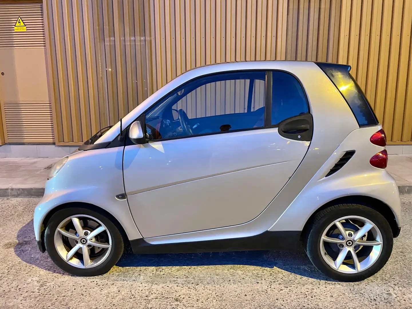smart forTwo 451 Coupé Passion 52 kW Plateado - 2