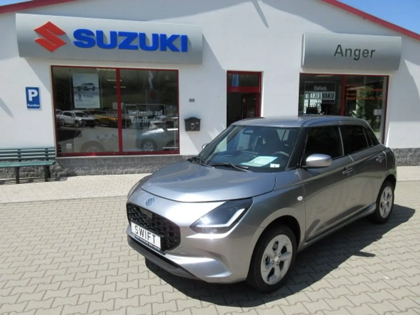 Suzuki Swift 1.2 Hybrid Allgrip MT Comfort Wit - 1