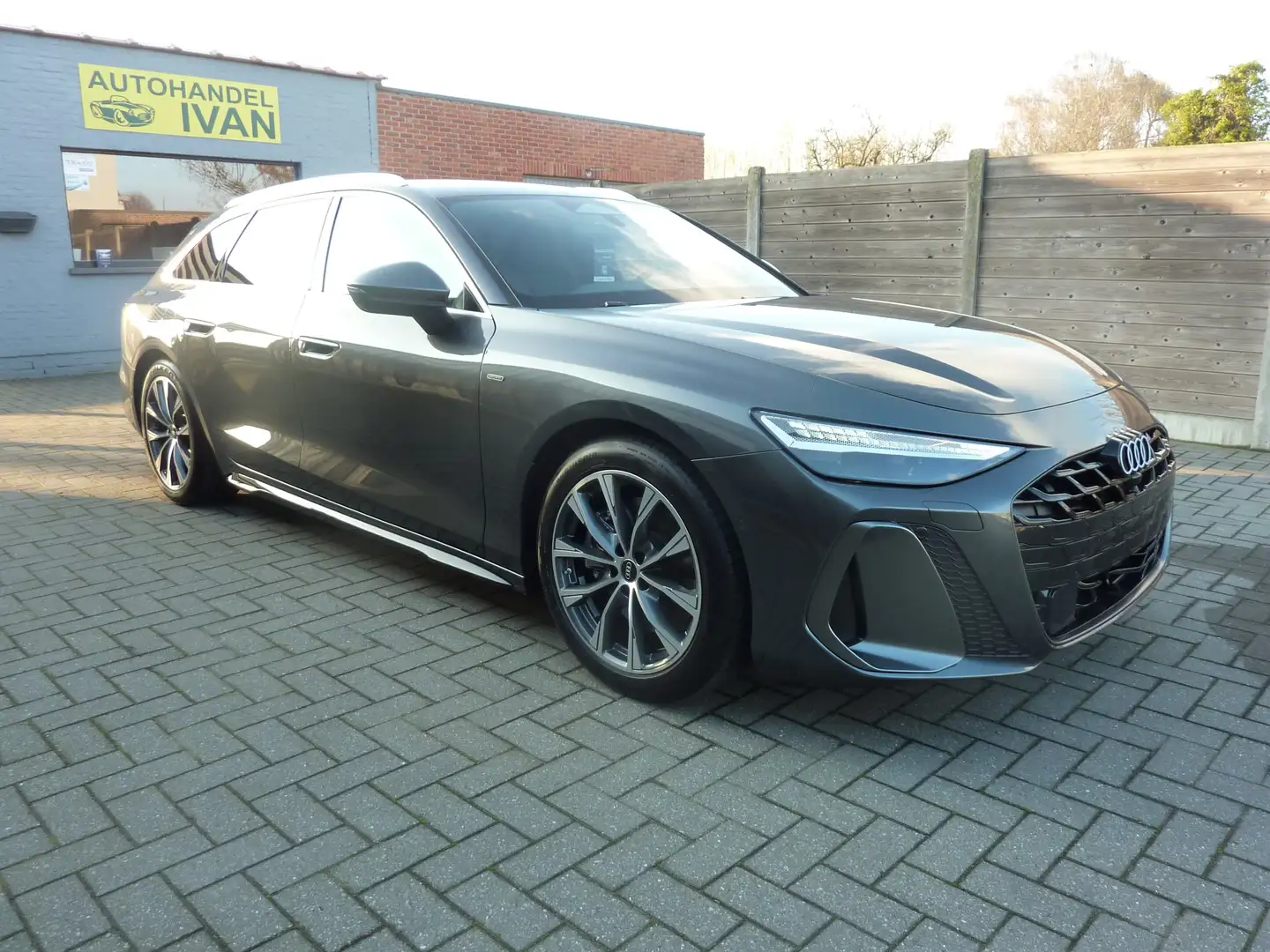 Audi A6 A6 Avant e-hybrid quattro 220 kW S-line Tech plus Gris - 1