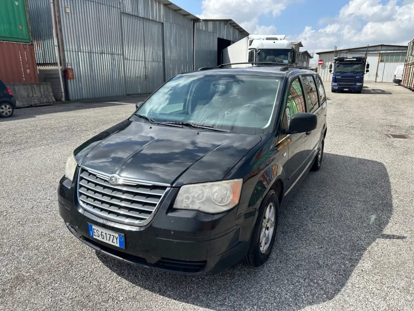 Chrysler Voyager Grand Voyager 2.8 CRD DPF Limited 7 Nero - 1