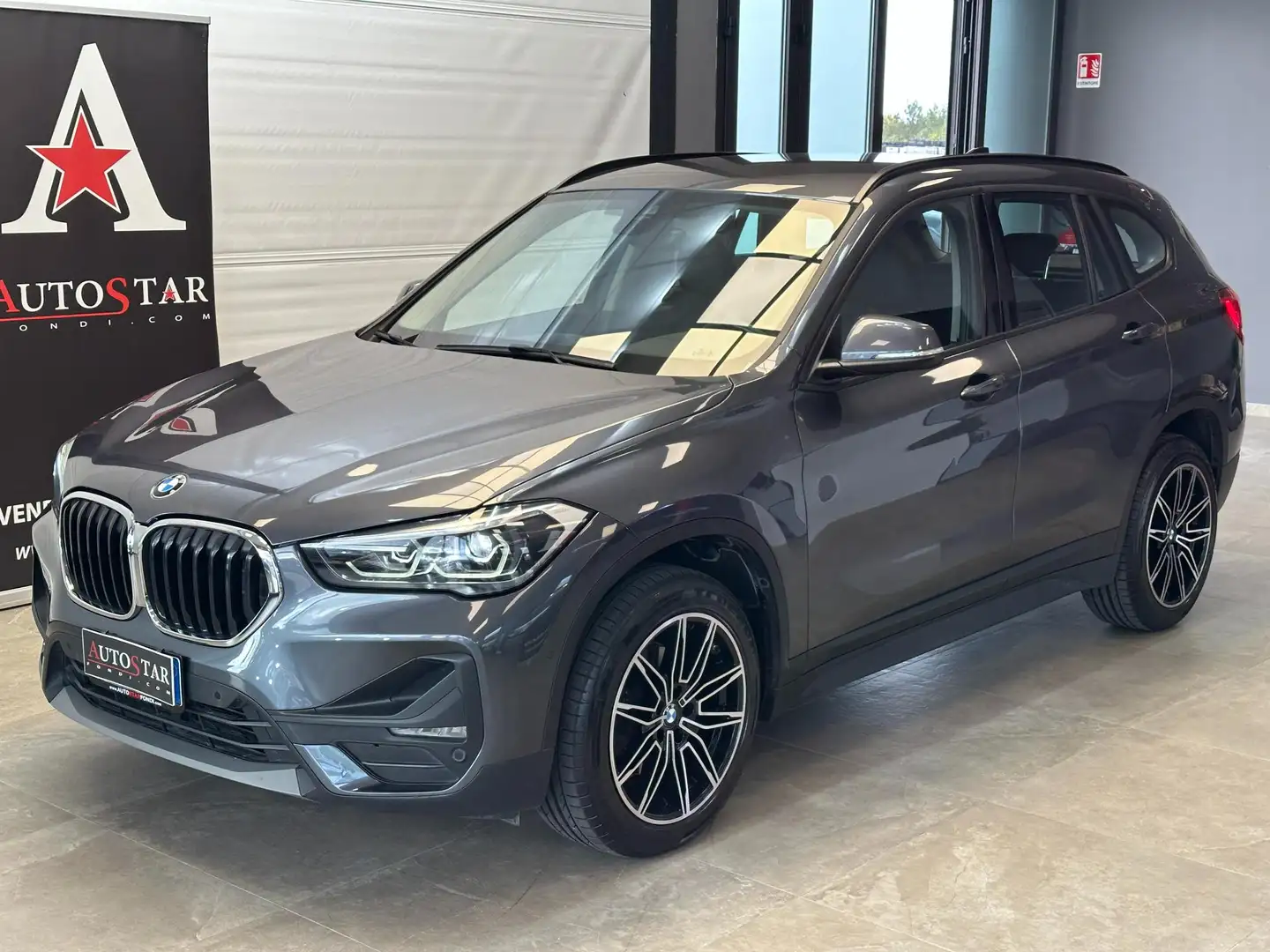 BMW X1 sdrive18d auto Goud - 1
