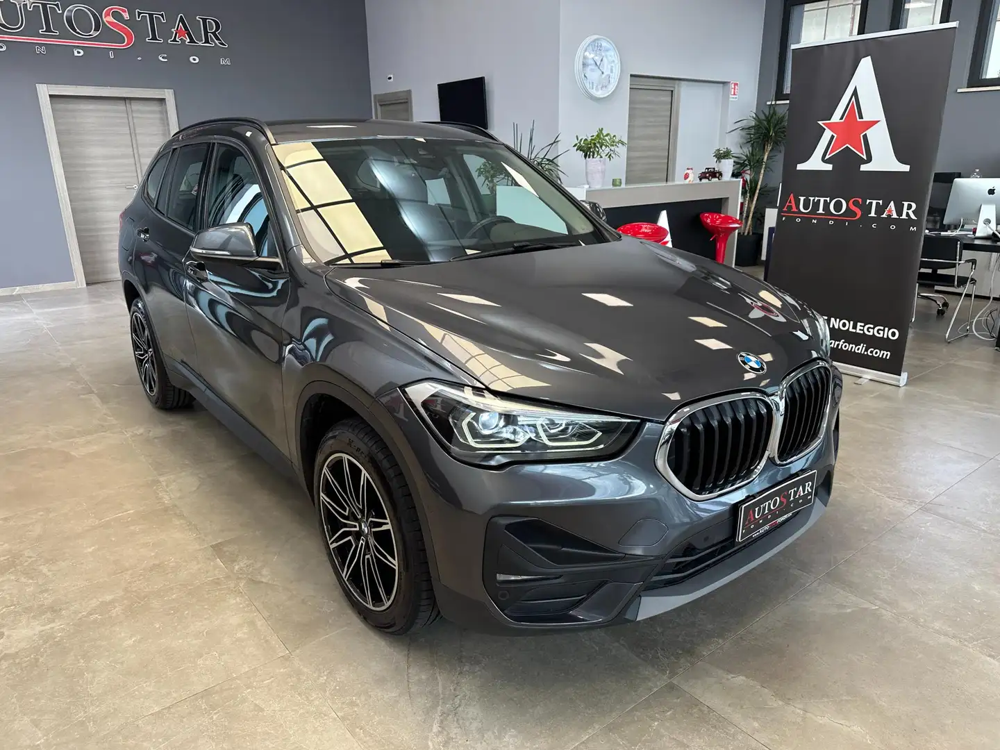 BMW X1 sdrive18d auto Goud - 2
