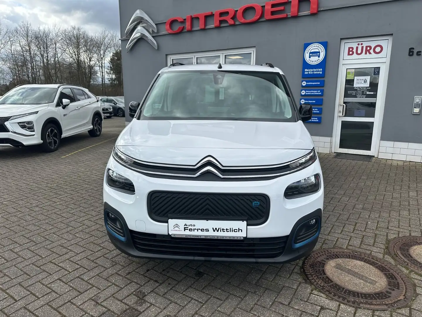 Citroen Berlingo Shine Elektromotor M Weiß - 2
