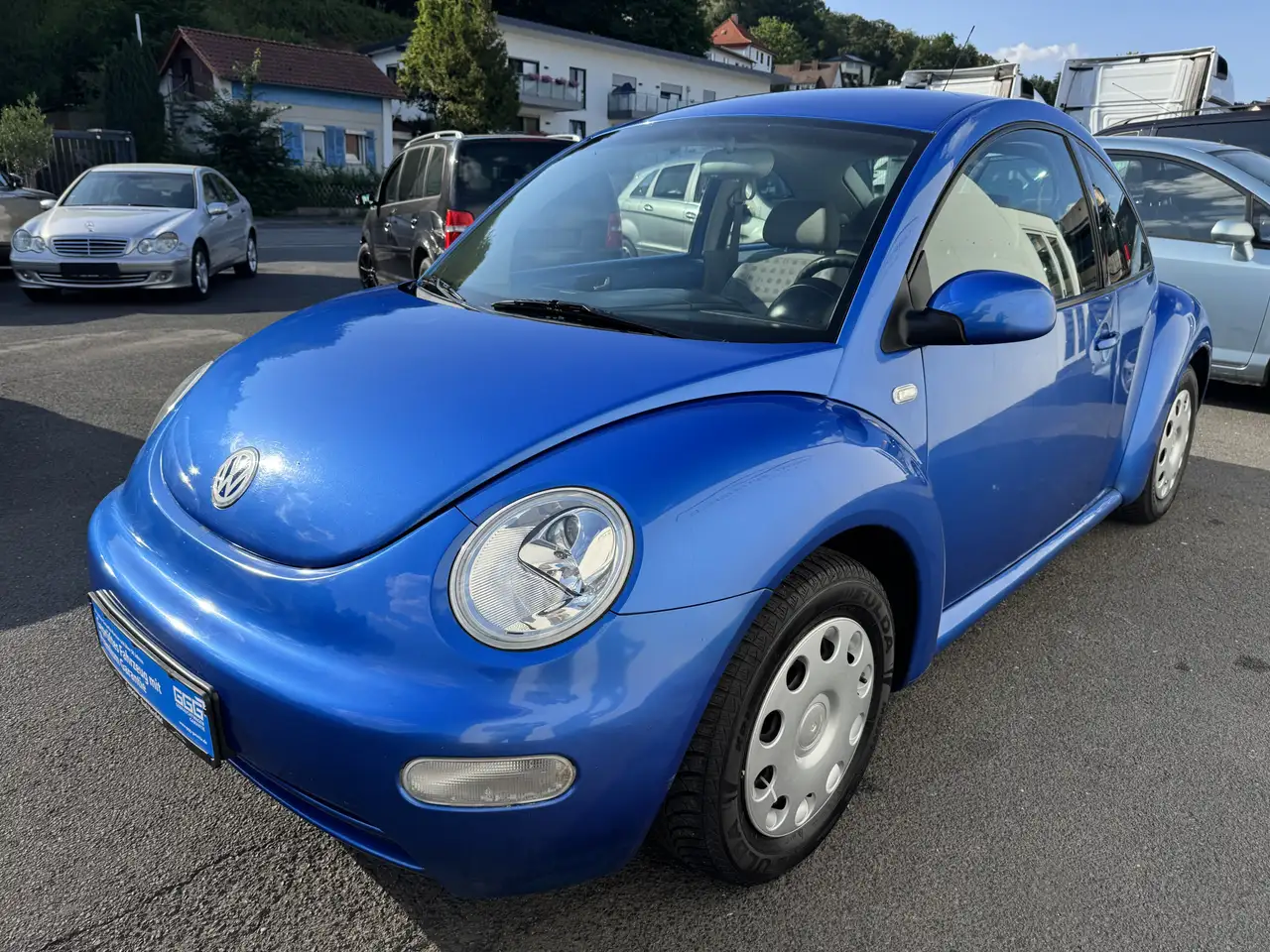 Volkswagen New Beetle 1.6LSERVICE & TÜV NEU!!, foto 4
