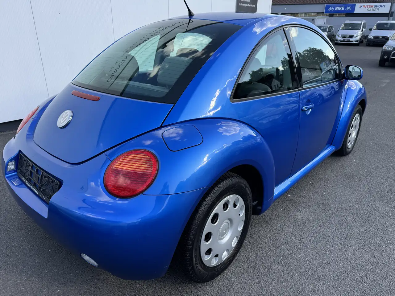Volkswagen New Beetle 1.6LSERVICE & TÜV NEU!!, foto 7