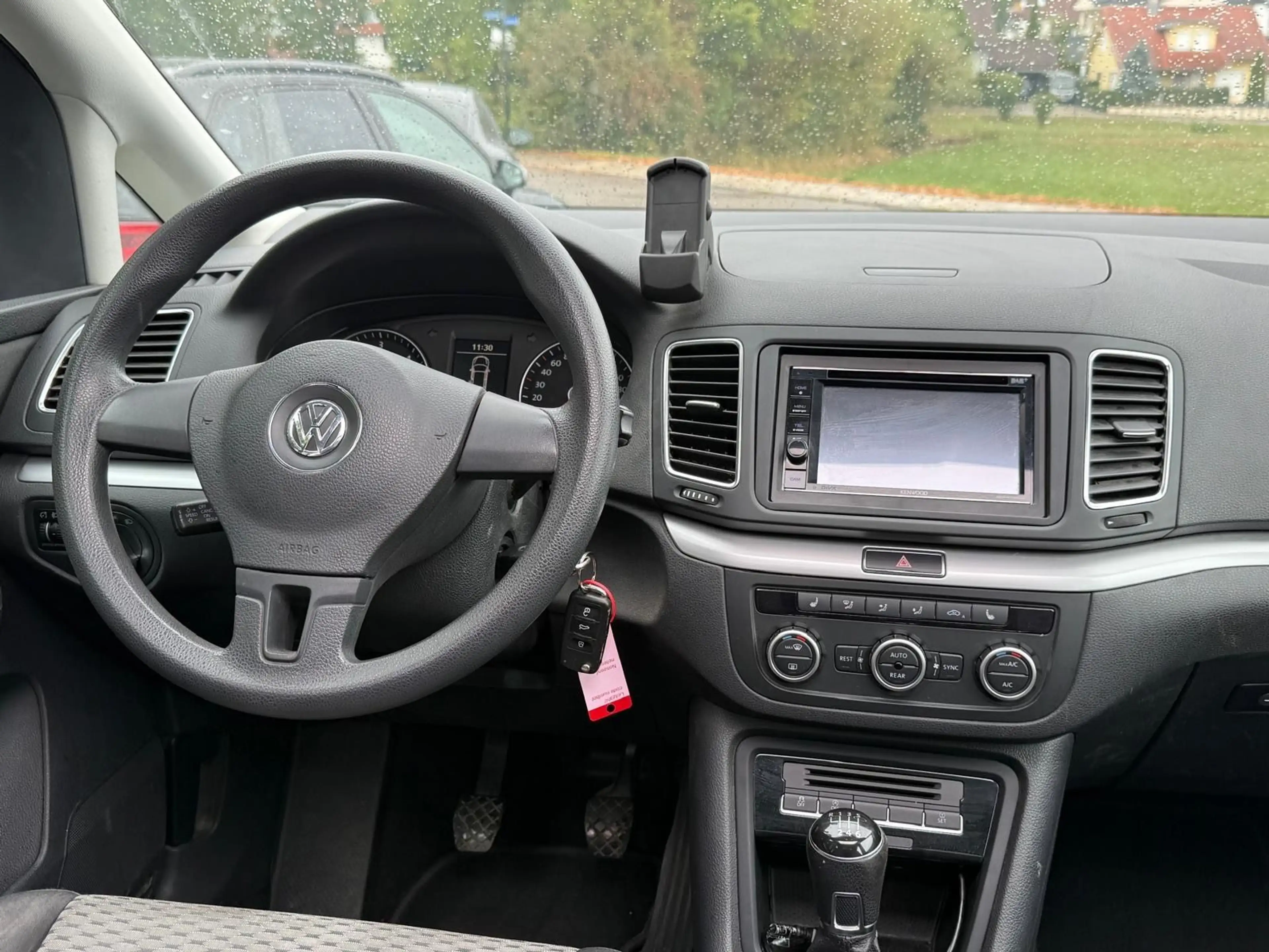 Volkswagen Sharan Trendline 4Motion — photo 11