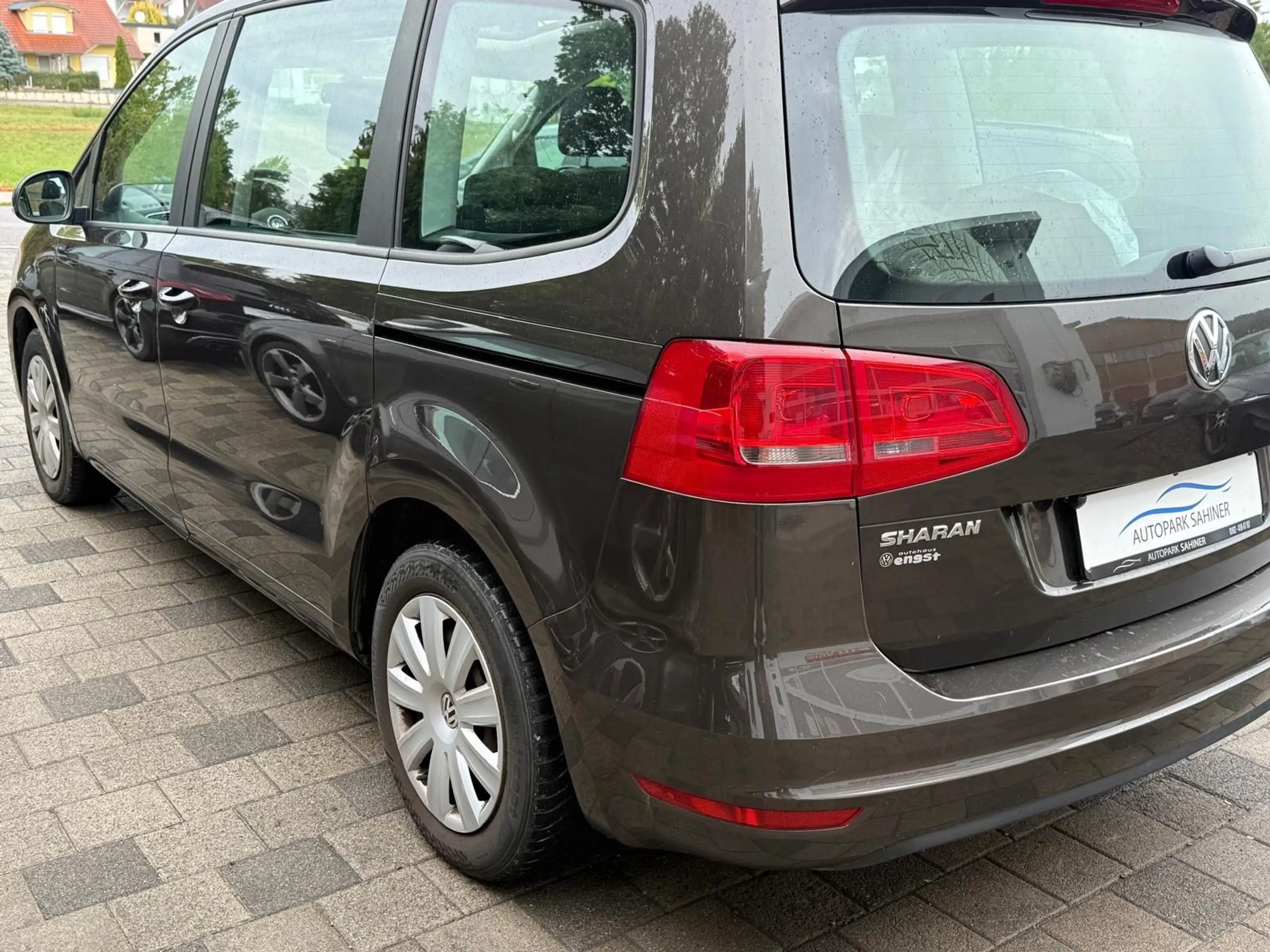 Volkswagen Sharan Trendline 4Motion — photo 8