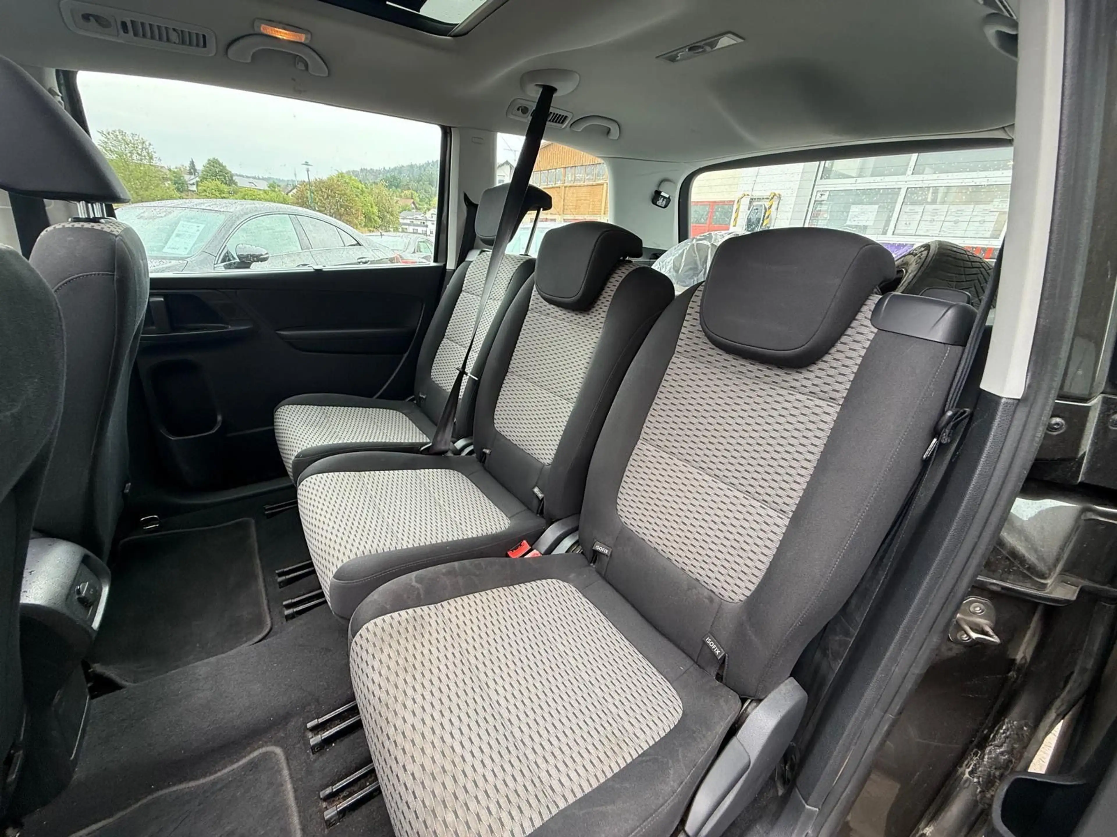 Volkswagen Sharan Trendline 4Motion — photo 10