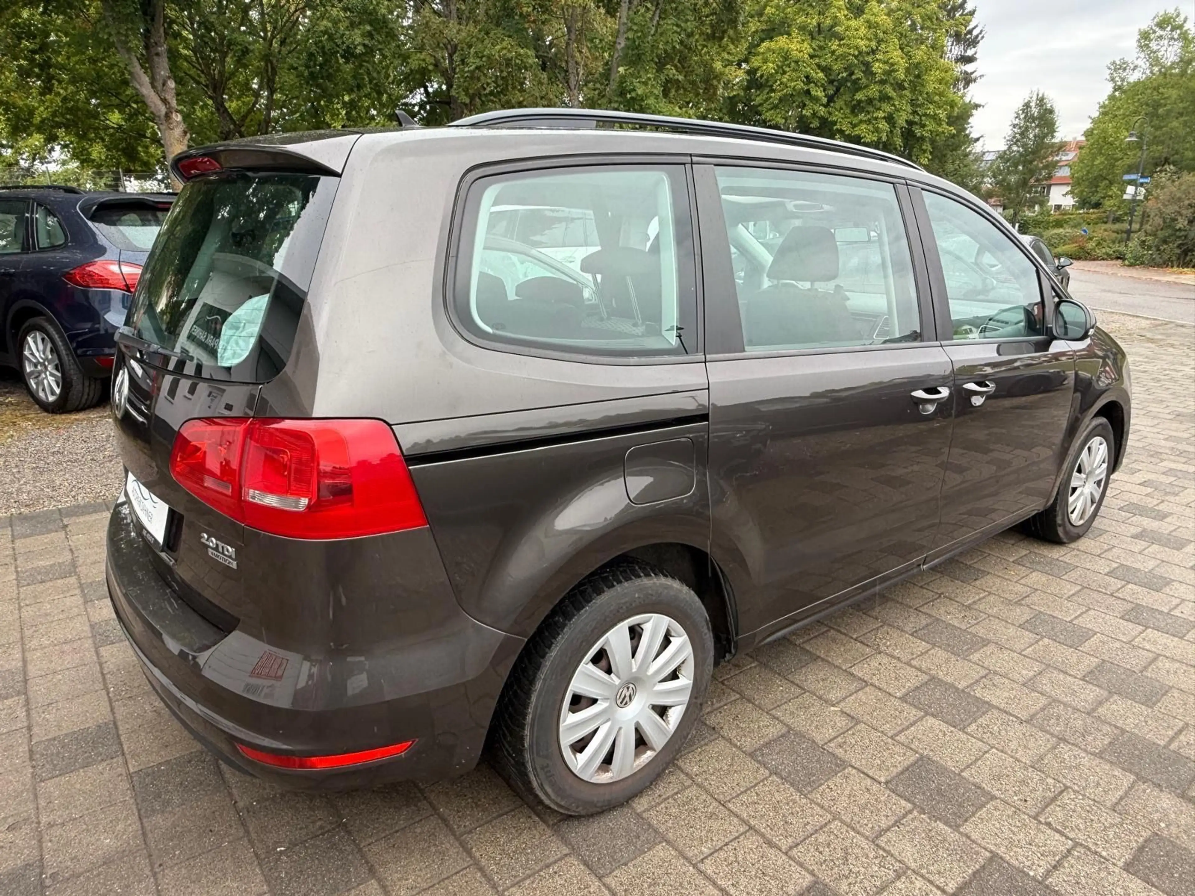 Volkswagen Sharan Trendline 4Motion — photo 2