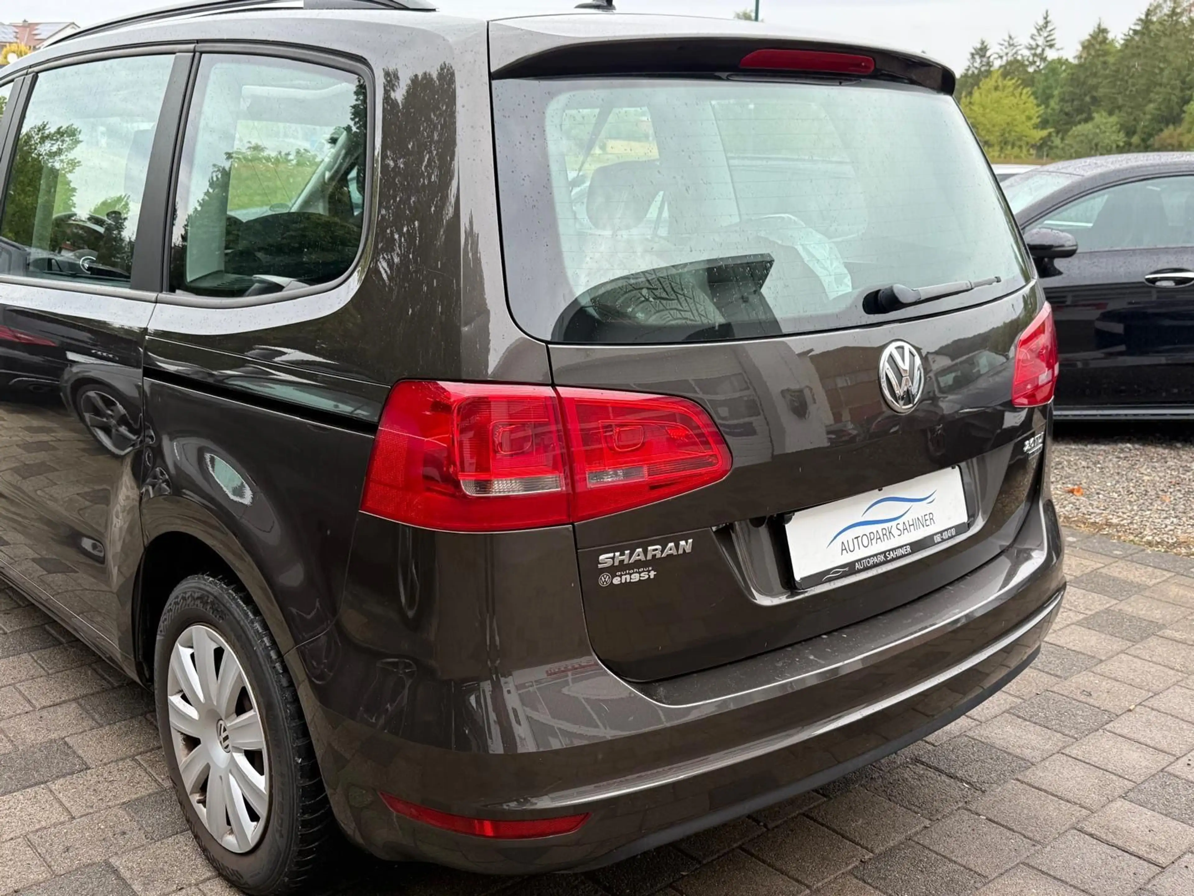 Volkswagen Sharan Trendline 4Motion — photo 12