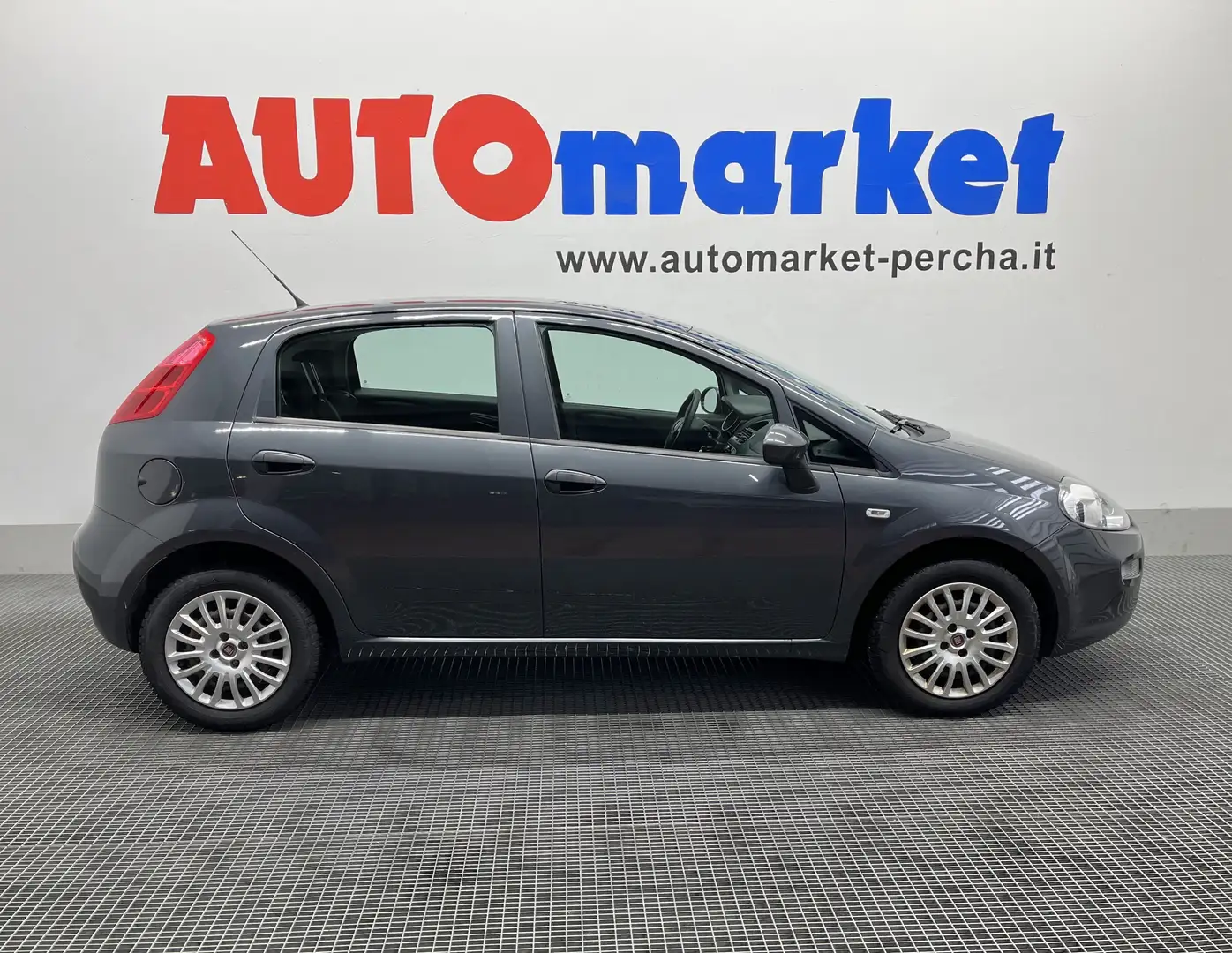 Fiat Punto 1.2 69CV Street  5p Grigio - 1