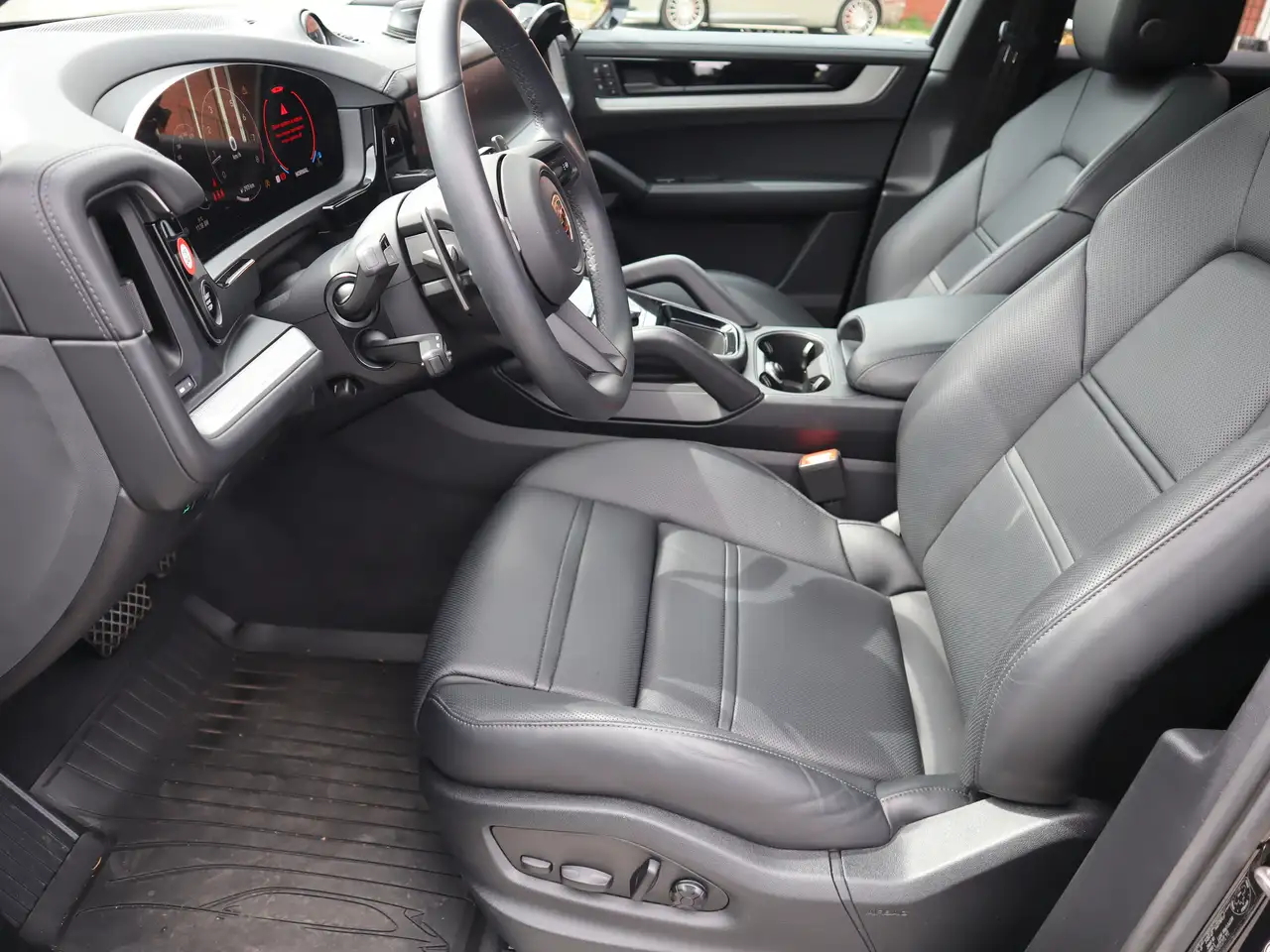 Porsche Cayenne снимка Porsche Cayenne
